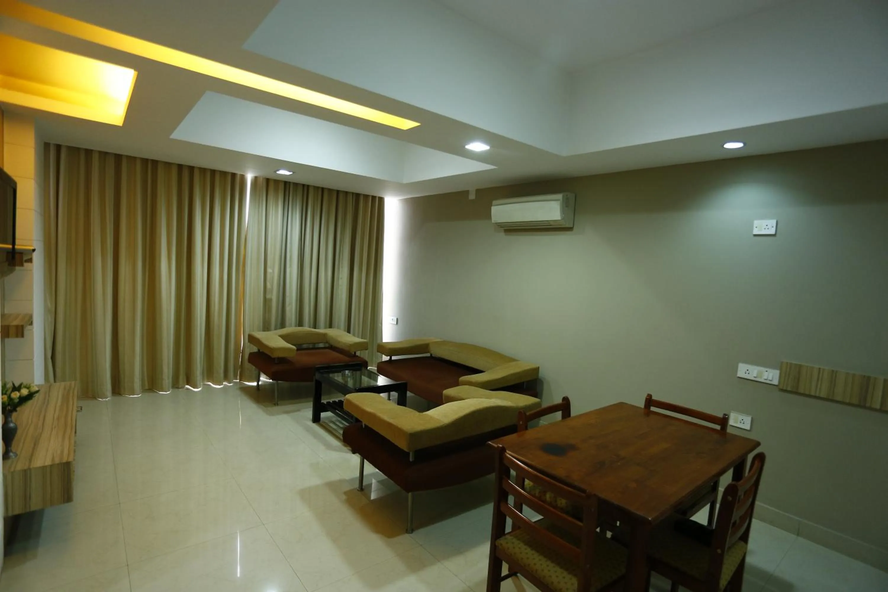 Seating area in Hotel City Centre Residency