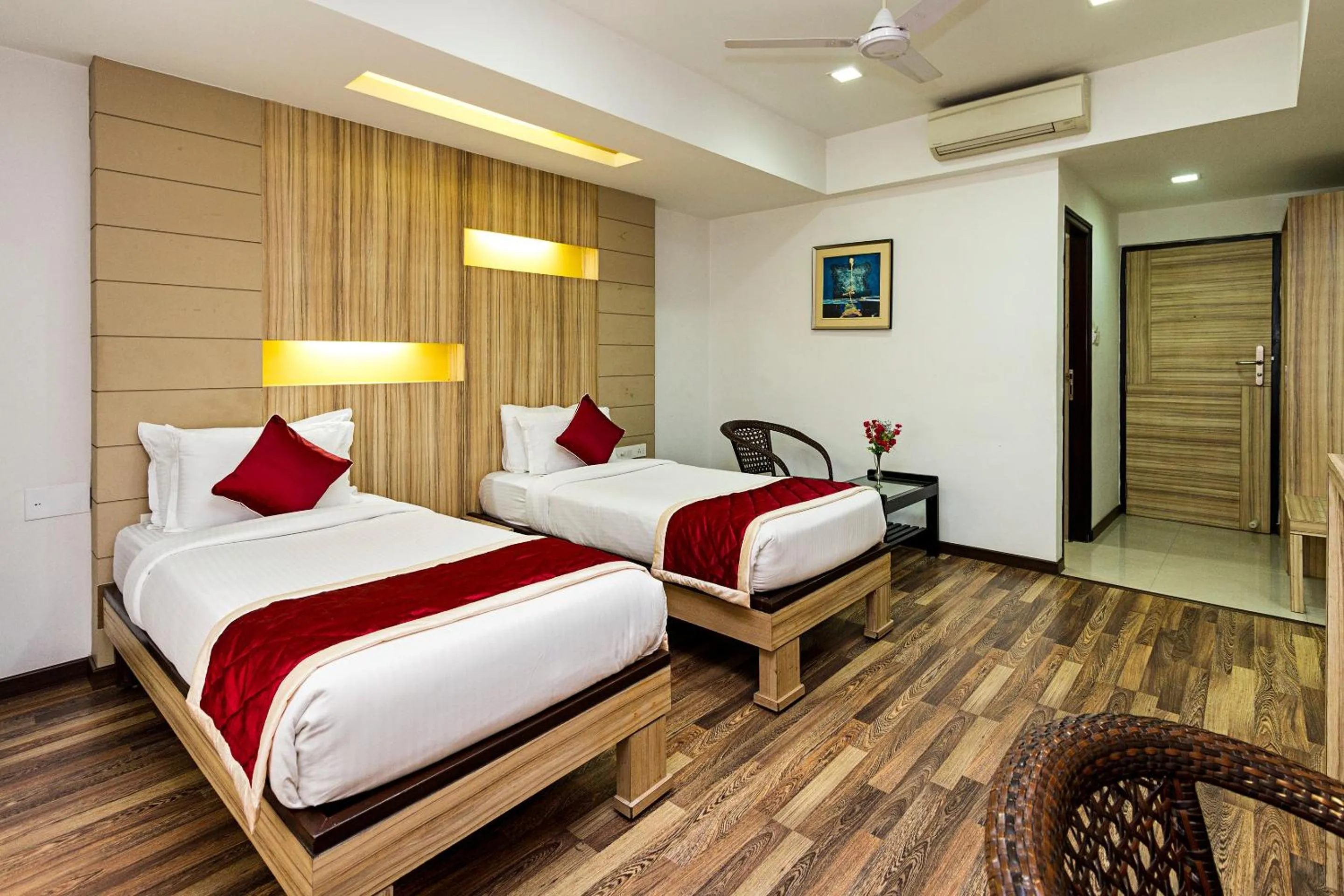 Bedroom, Bed in Hotel City Centre Residency