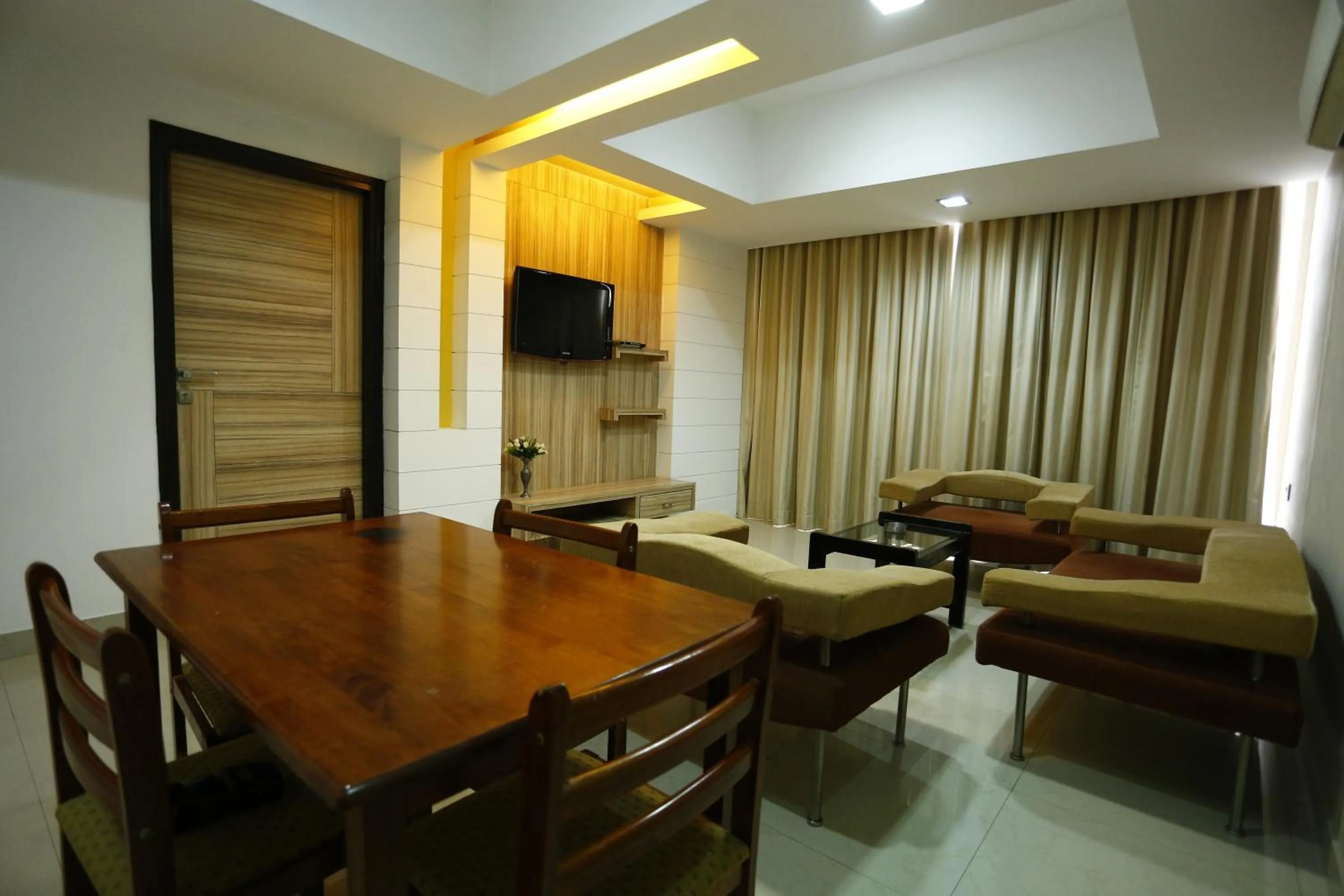 Seating area in Hotel City Centre Residency