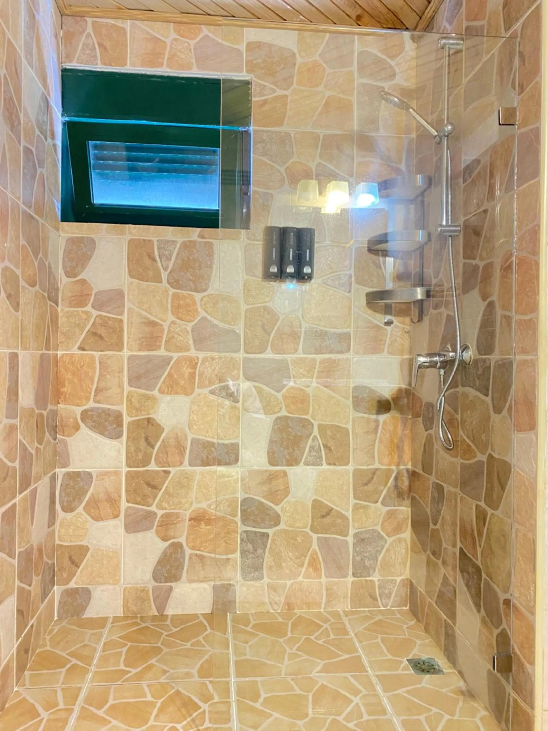 Shower in Stanza Mare Beach Front