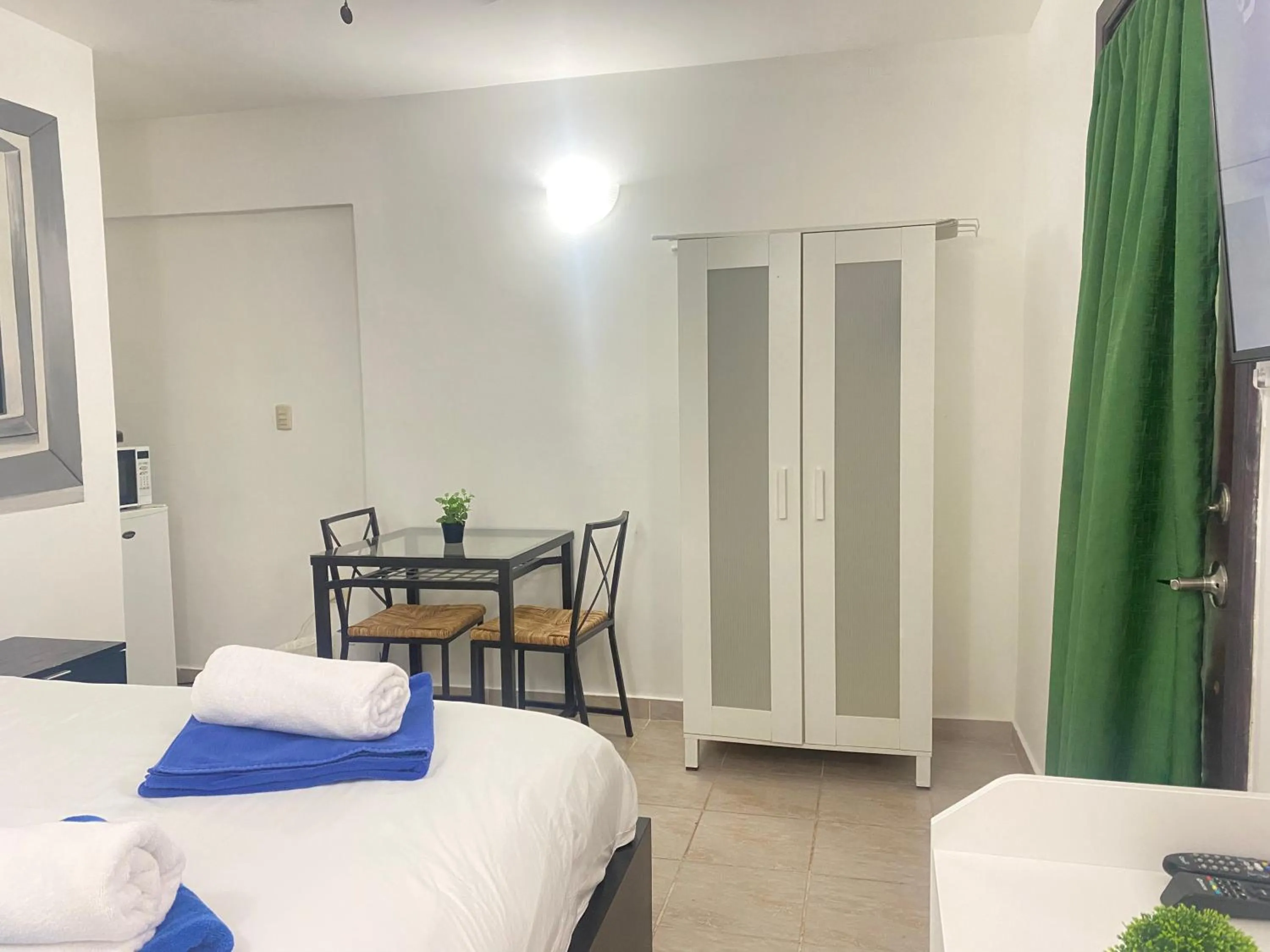 Bed in Stanza Mare Beach Front