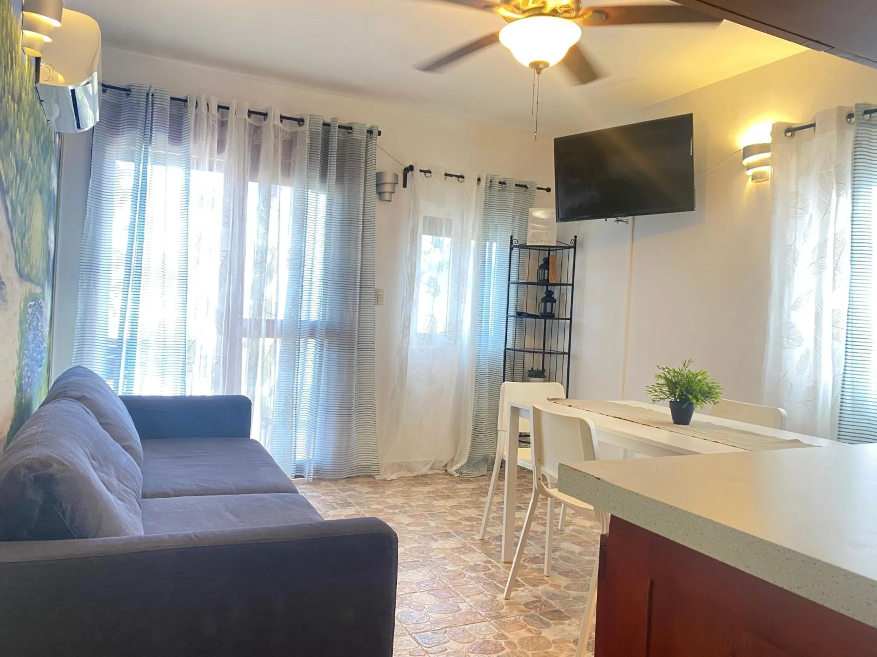 TV and multimedia in Stanza Mare Beach Front