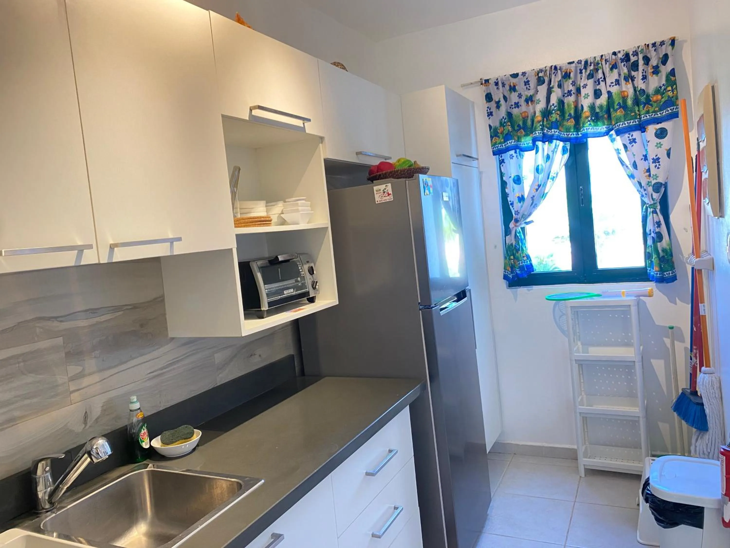 Kitchen or kitchenette in Stanza Mare Beach Front