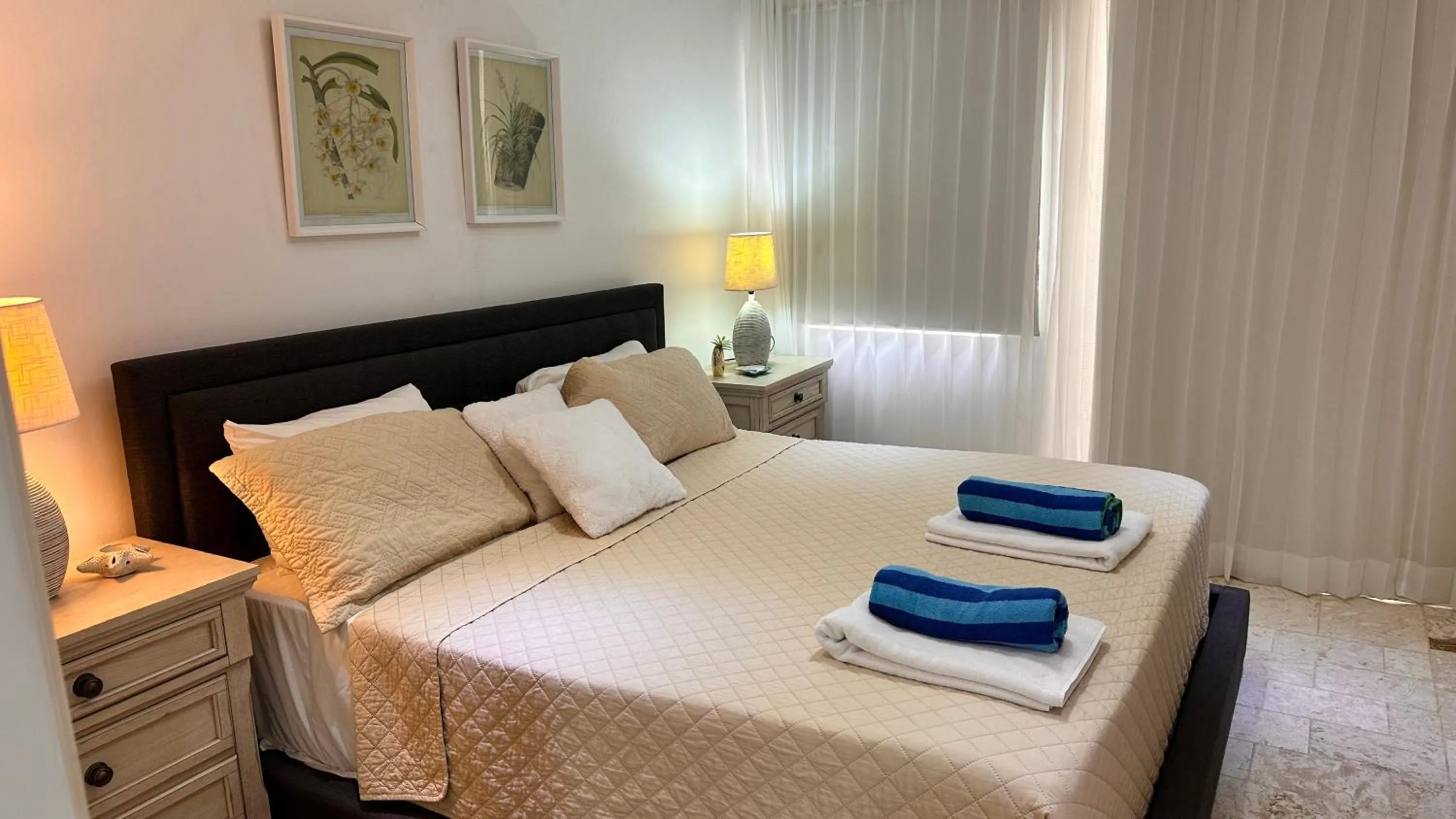 Bed in Stanza Mare Beach Front