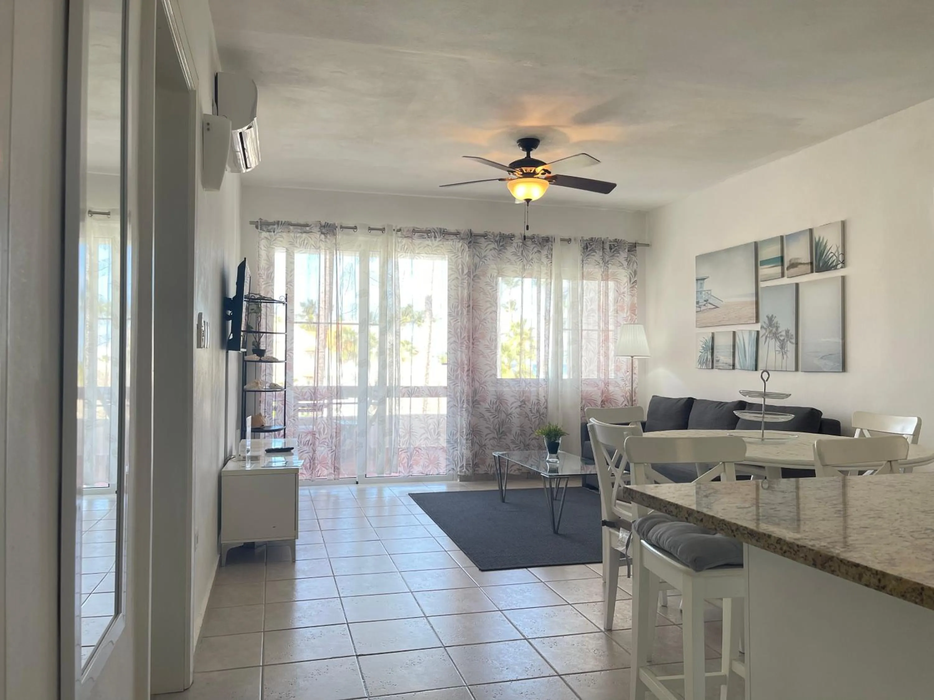 TV and multimedia in Stanza Mare Beach Front