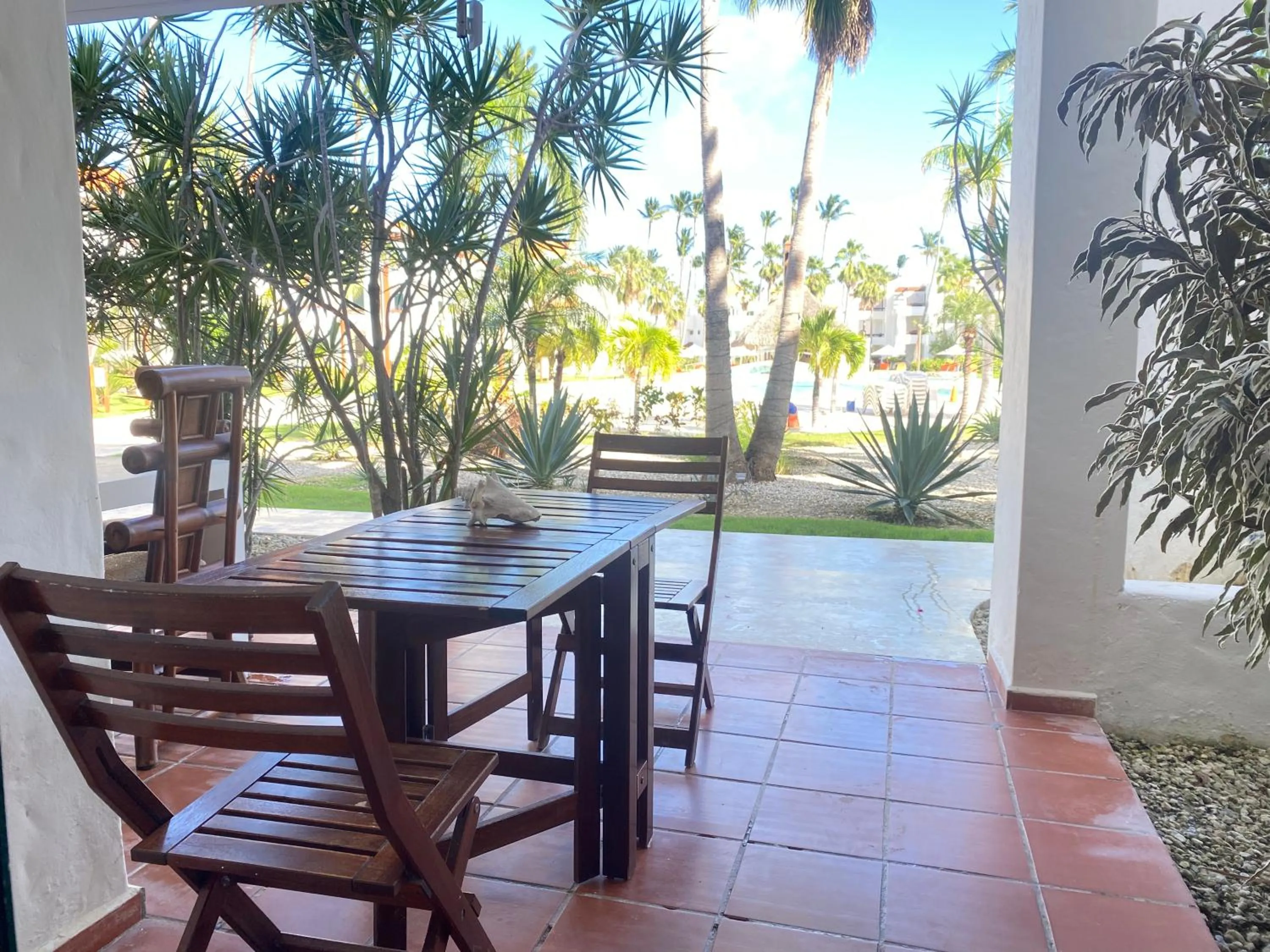 Patio in Stanza Mare Beach Front