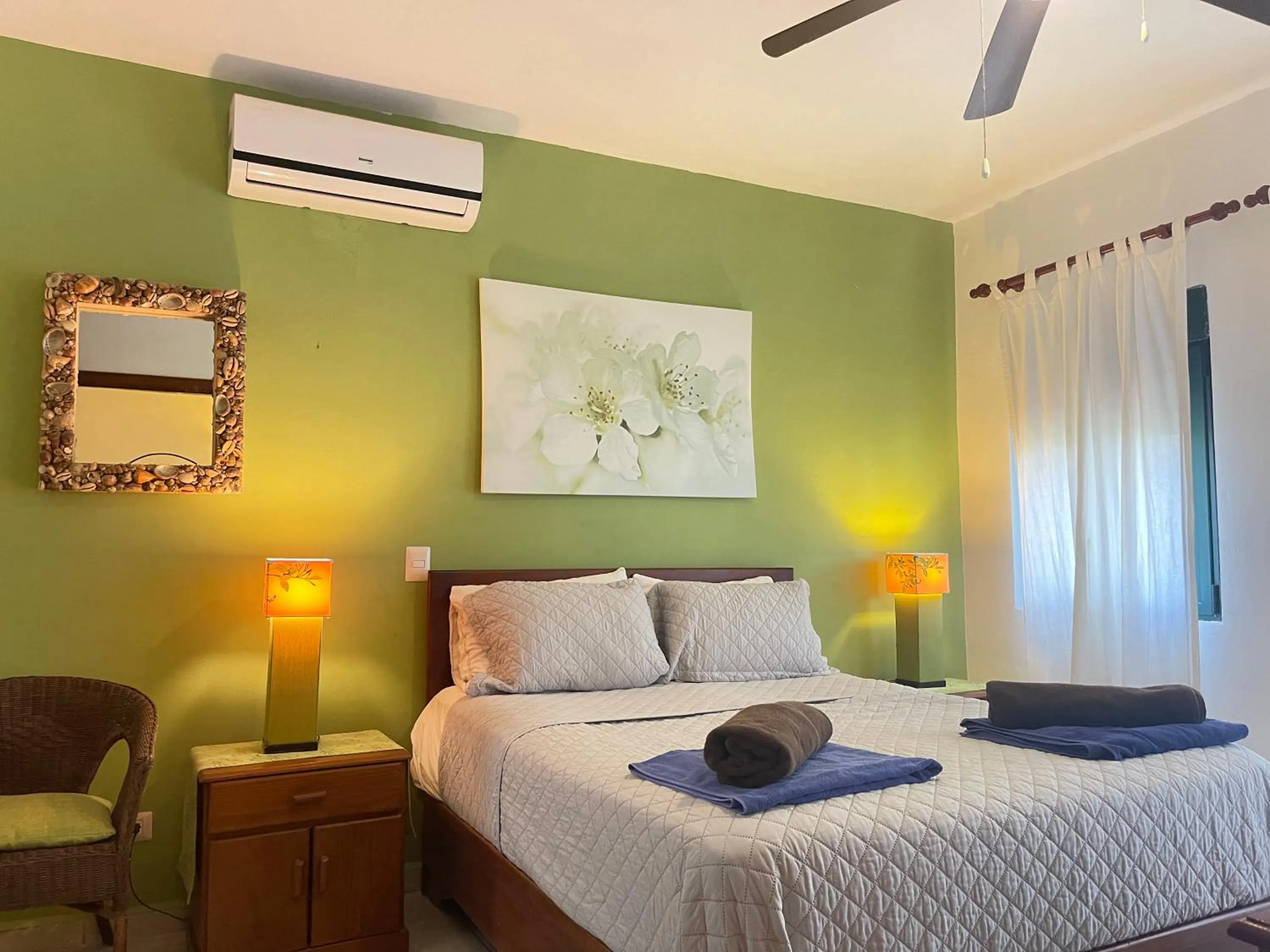 Bed in Stanza Mare Beach Front