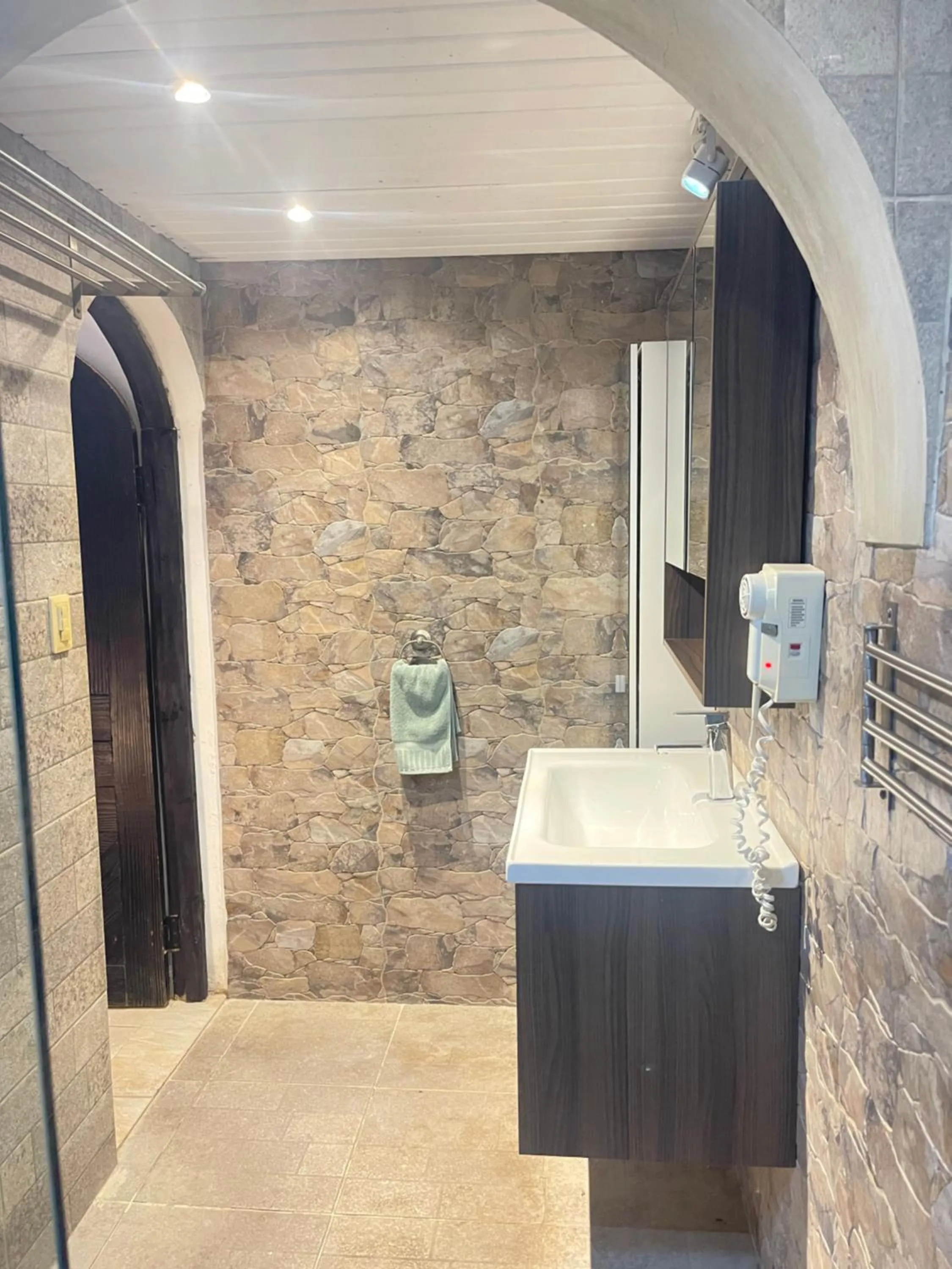 Shower in Stanza Mare Beach Front