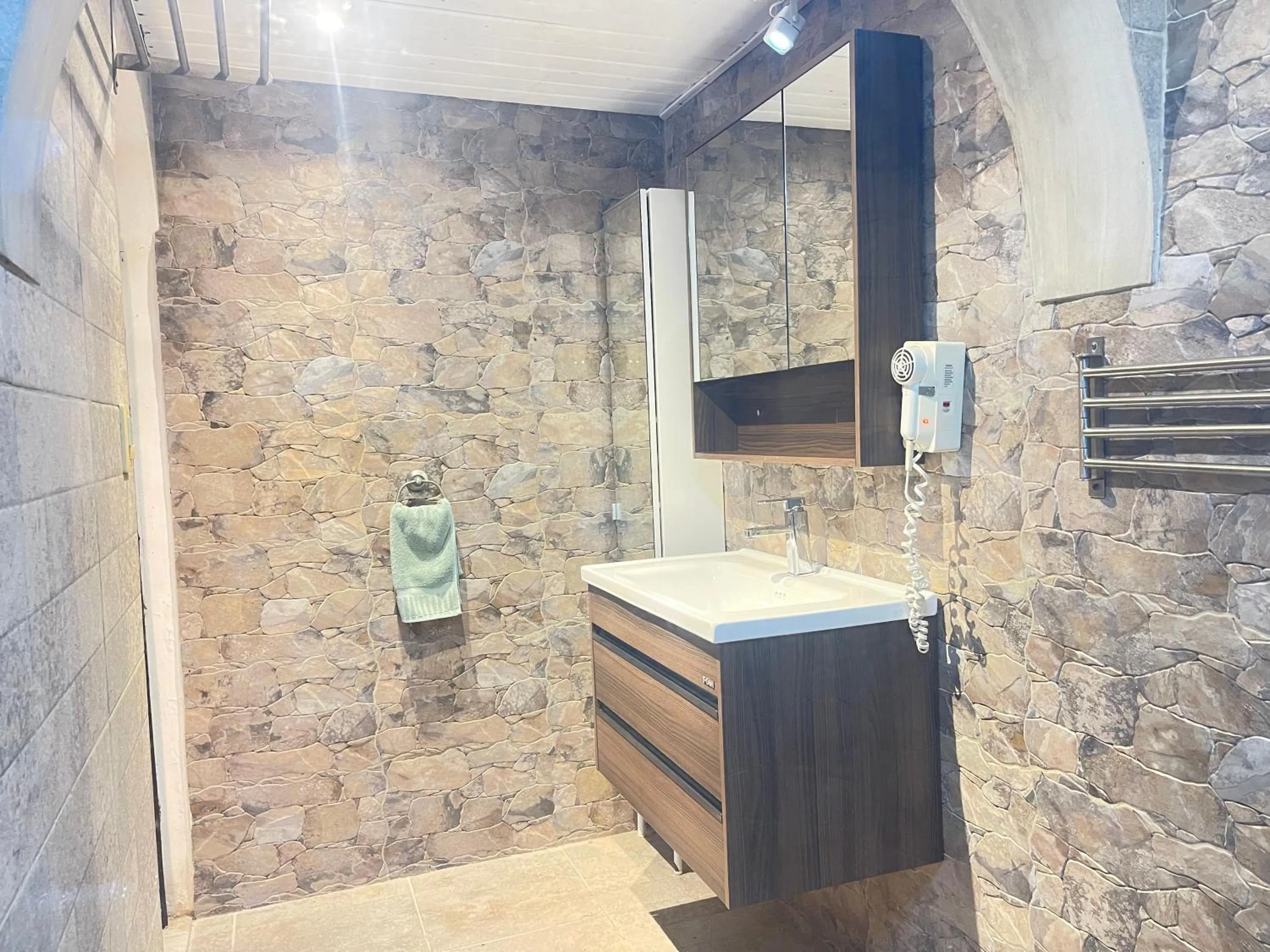 Shower in Stanza Mare Beach Front