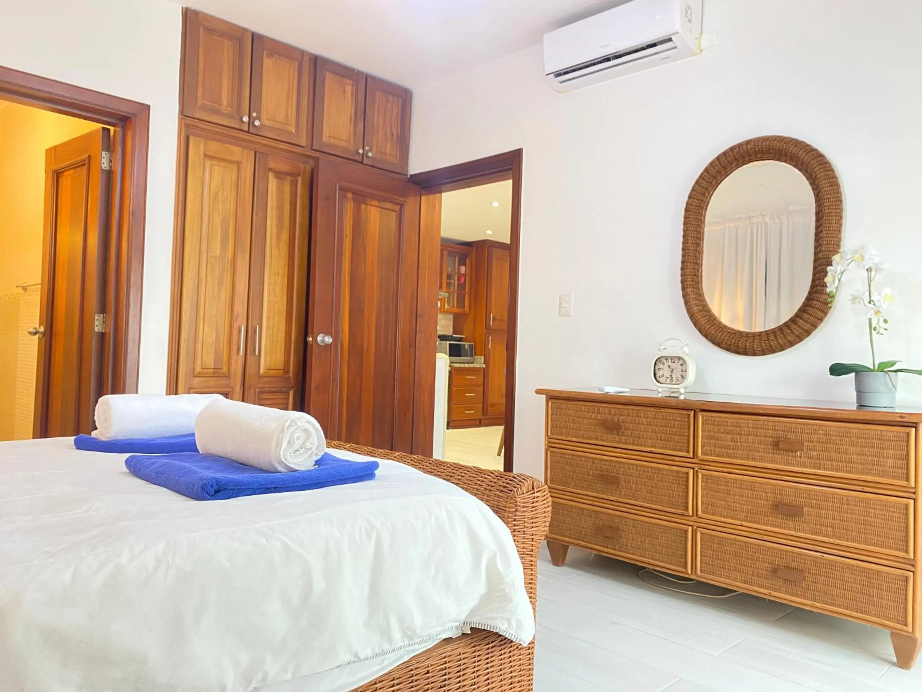 Bed in Stanza Mare Beach Front