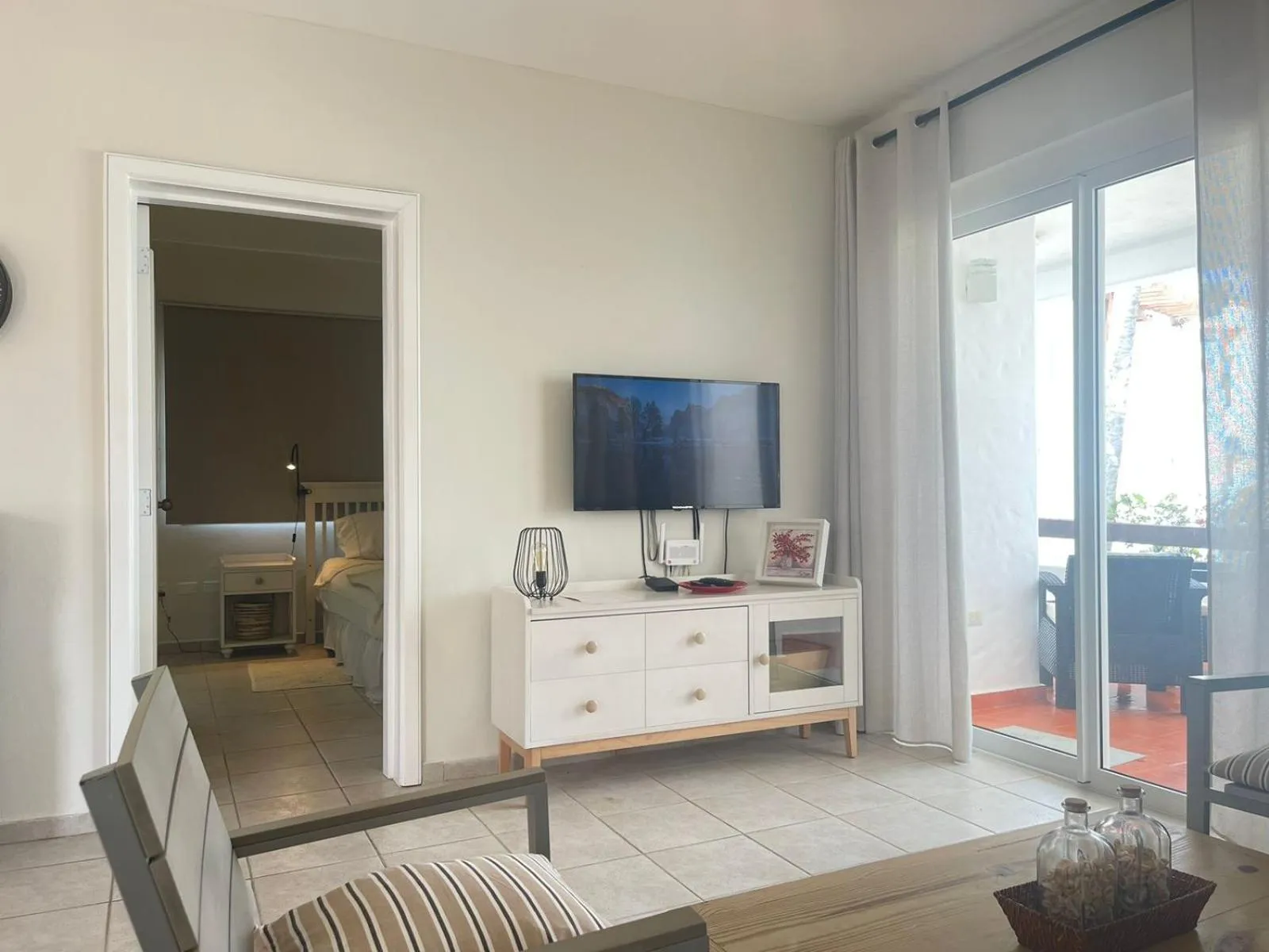 TV and multimedia in Stanza Mare Beach Front
