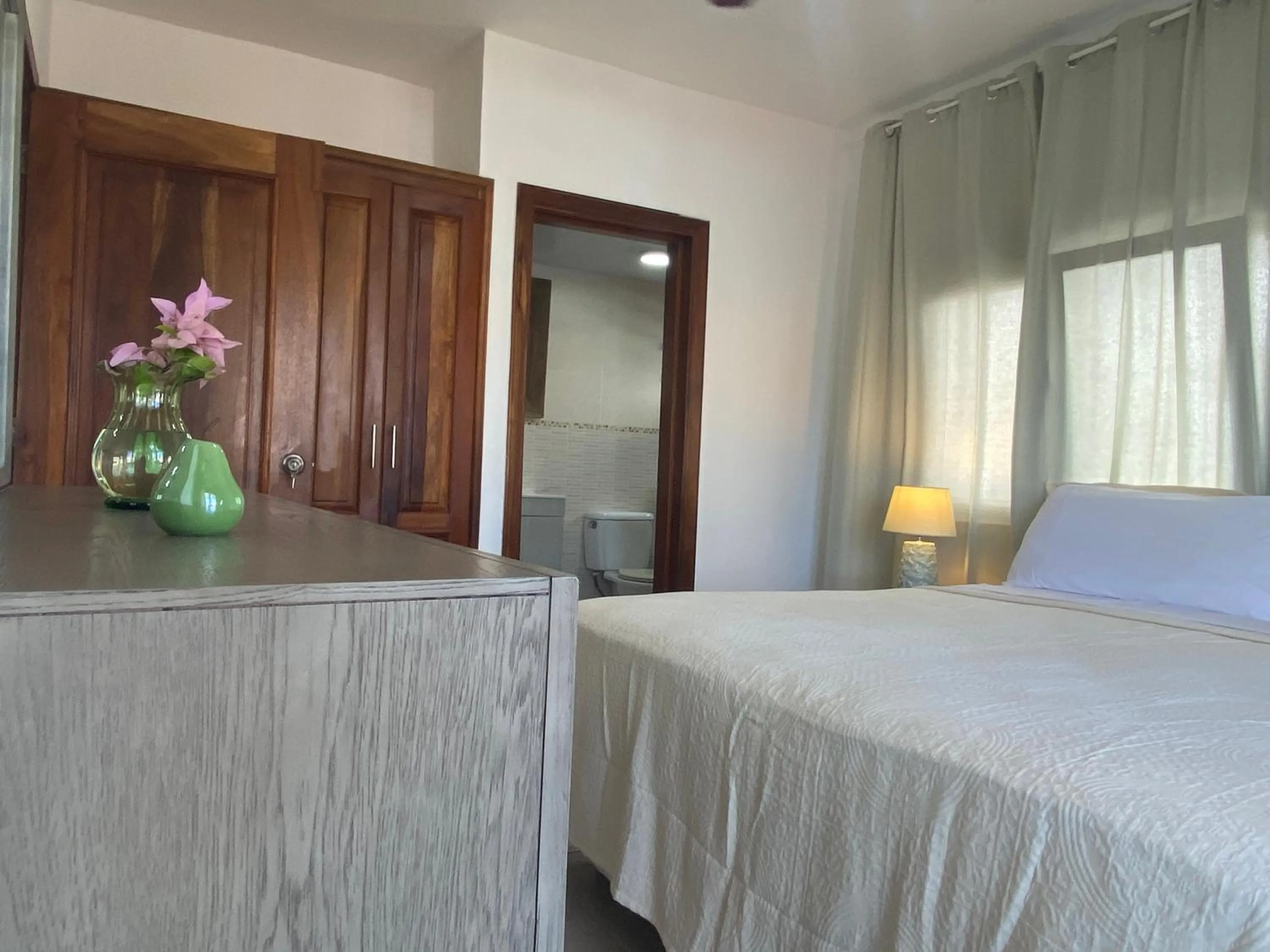 Bedroom, Bed in Stanza Mare Beach Front