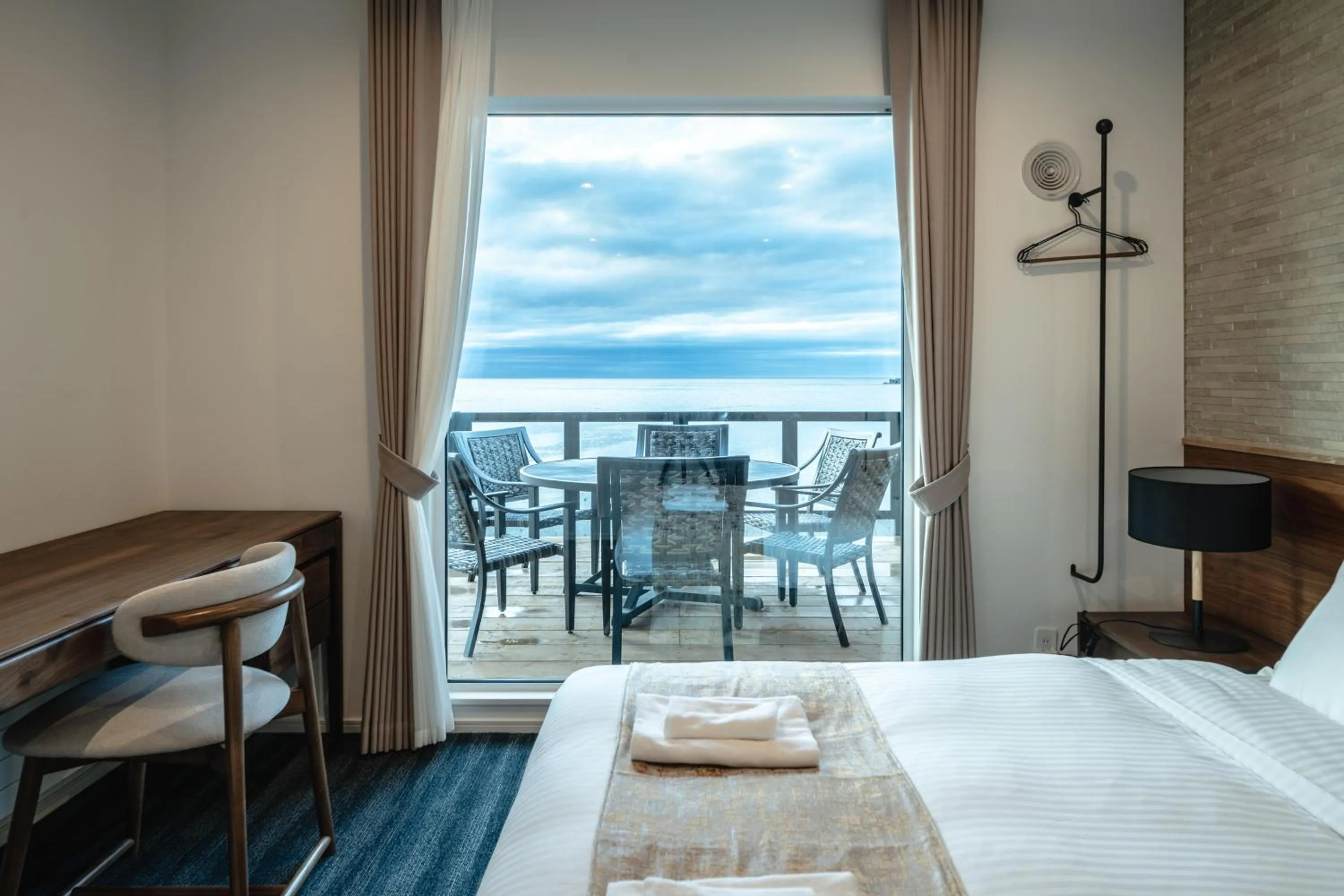 Bedroom, Bed in Otaru Geihinkan