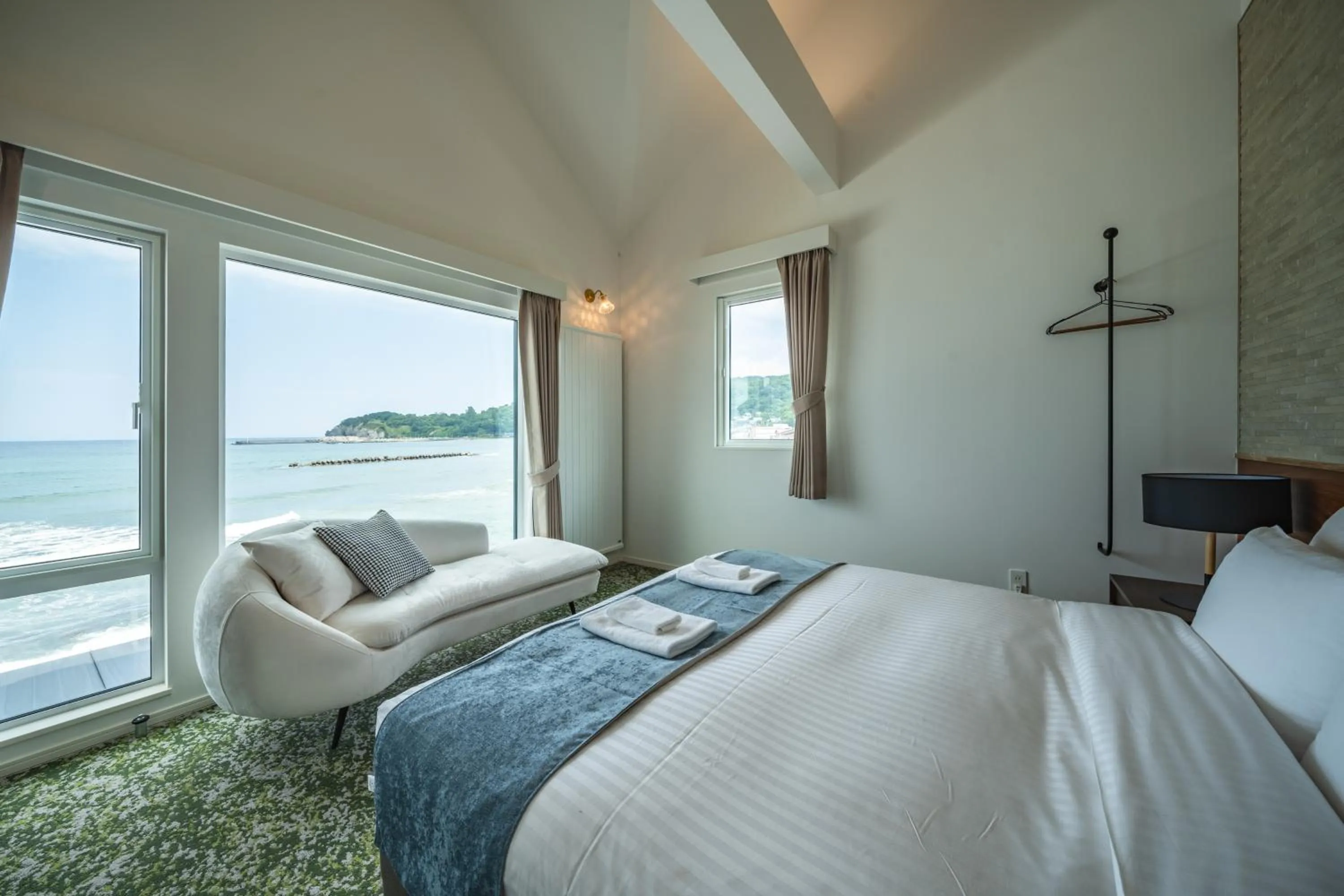 Photo of the whole room, Bed in Otaru Geihinkan