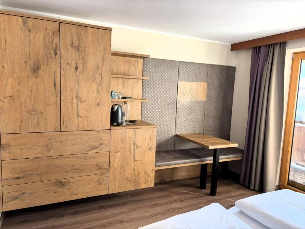 Photo of the whole room, Bed in Hotel Acherl