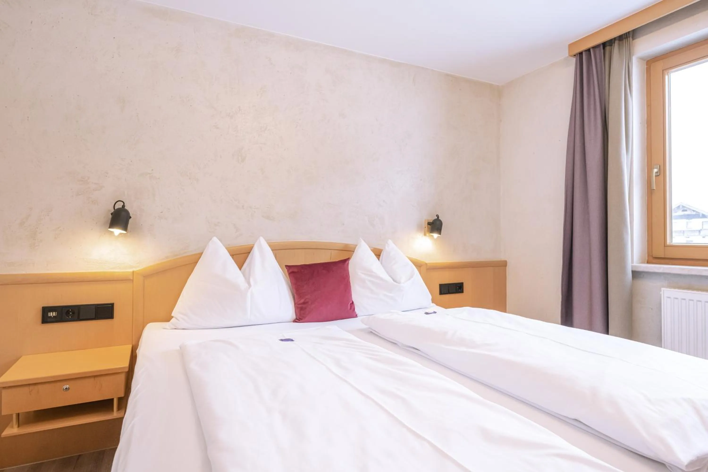 Photo of the whole room, Bed in Hotel Acherl