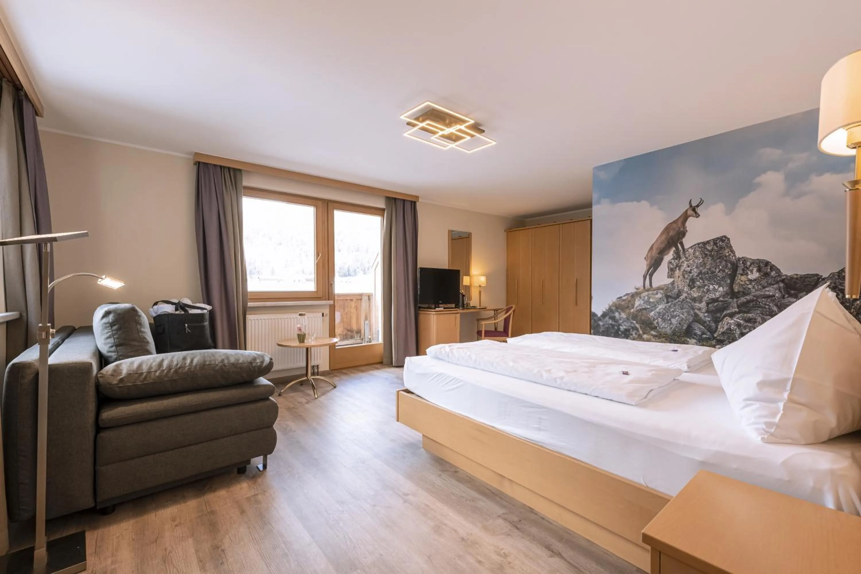 Photo of the whole room, Bed in Hotel Acherl