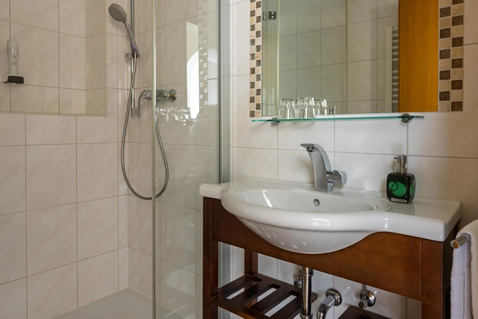 Bathroom in Hotel Acherl