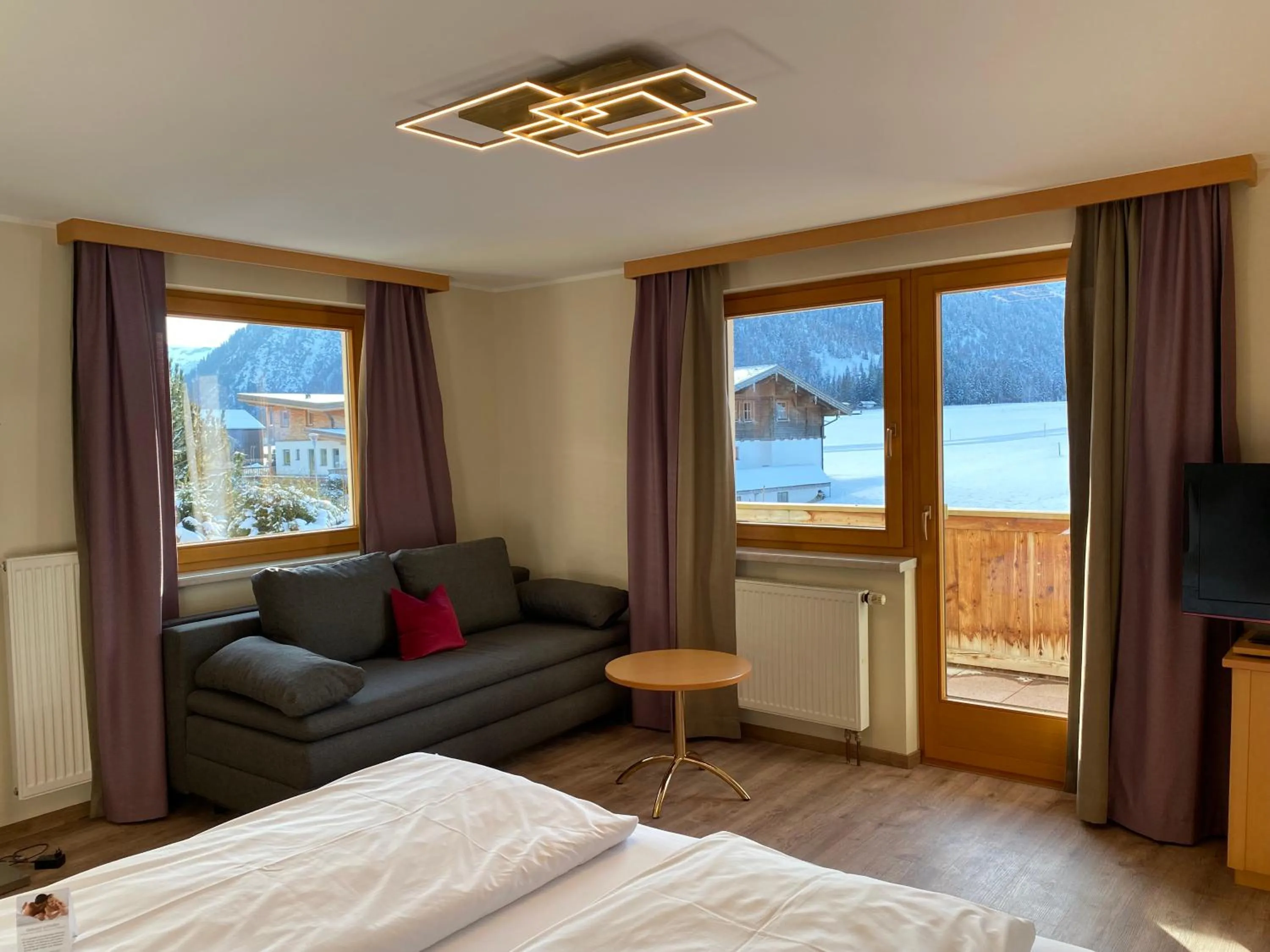 Photo of the whole room, Bed in Hotel Acherl