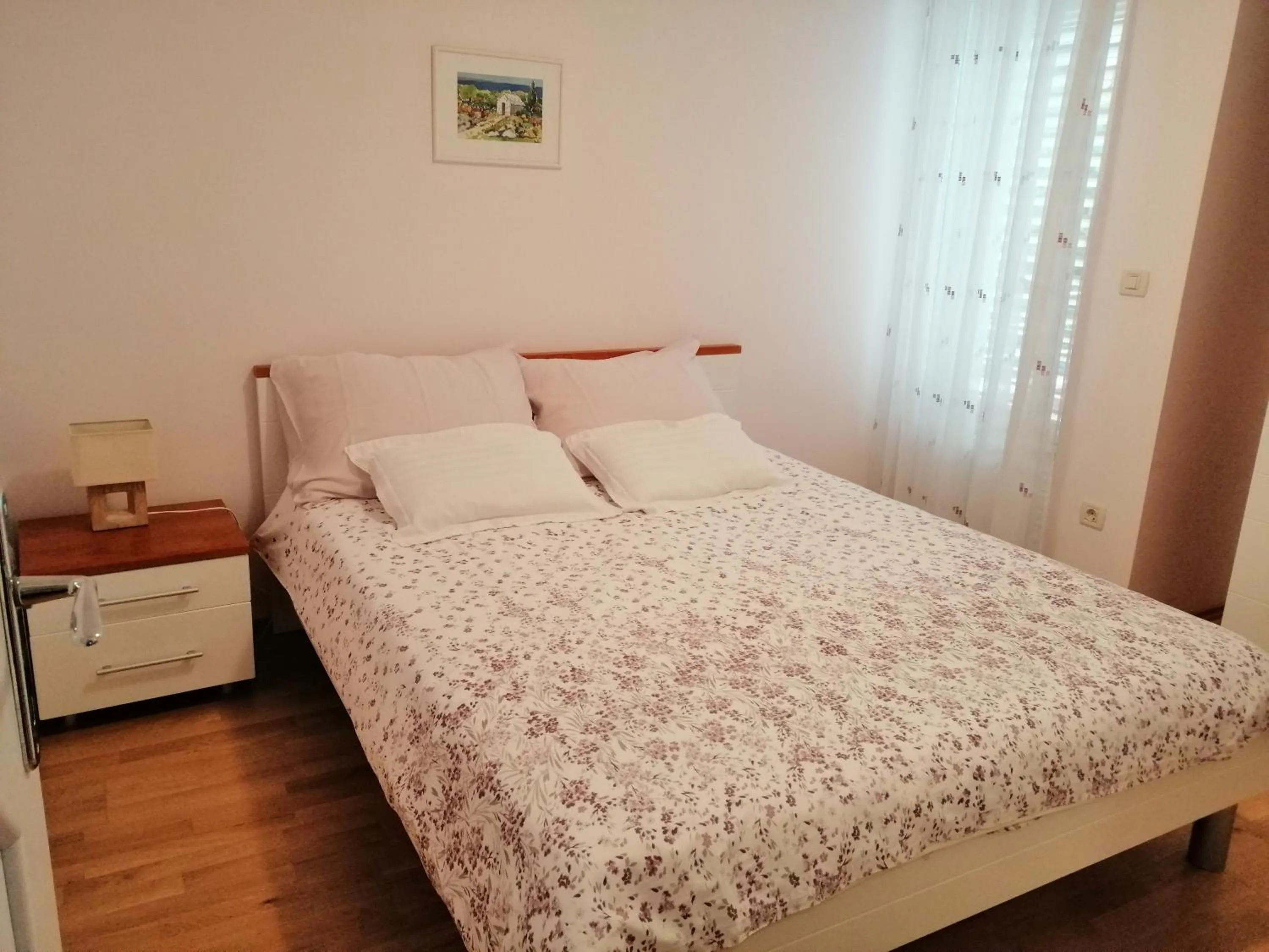 Bed in Apartment Markorcula