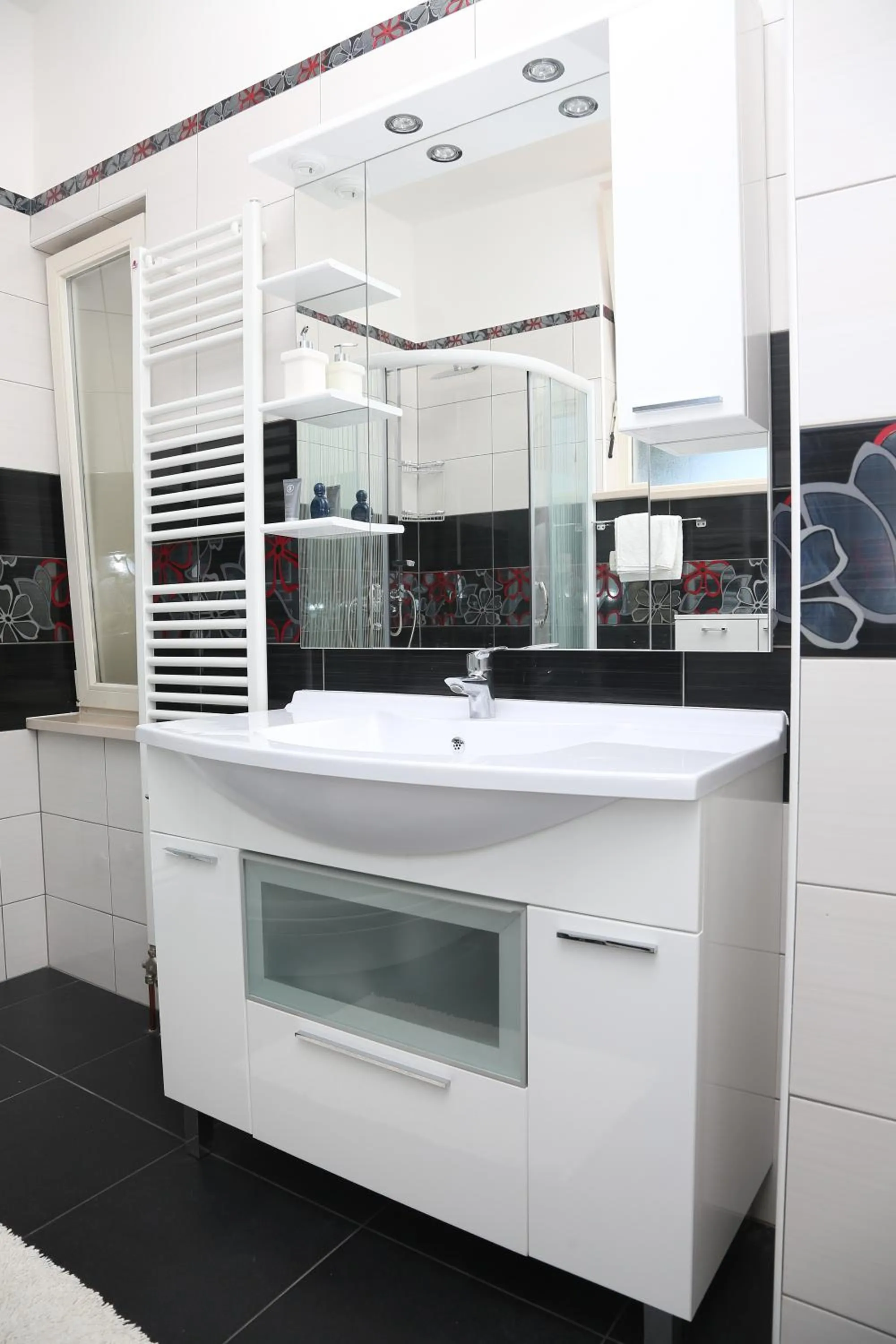 Bathroom in Apartment Markorcula
