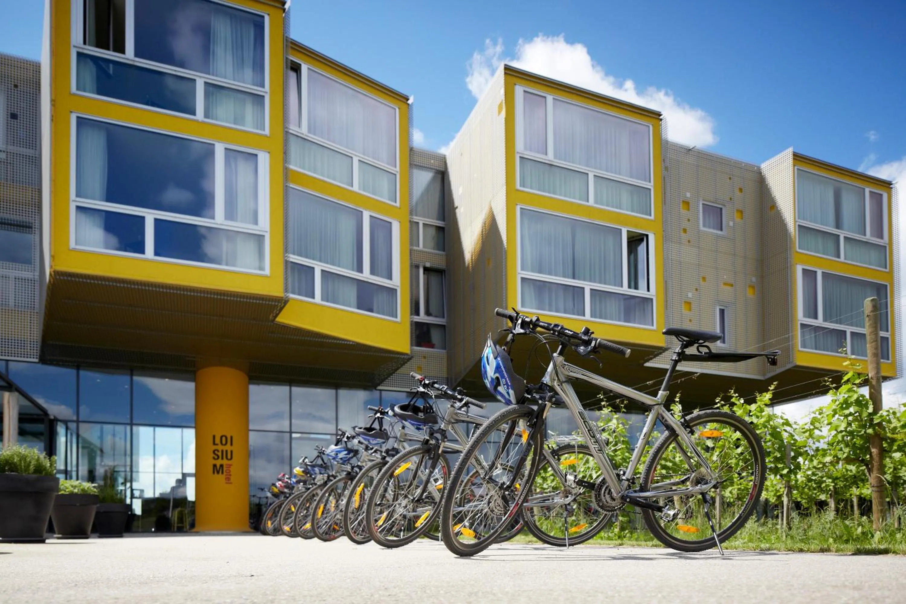 Facade/entrance in LOISIUM Wine & Spa Hotel Langenlois