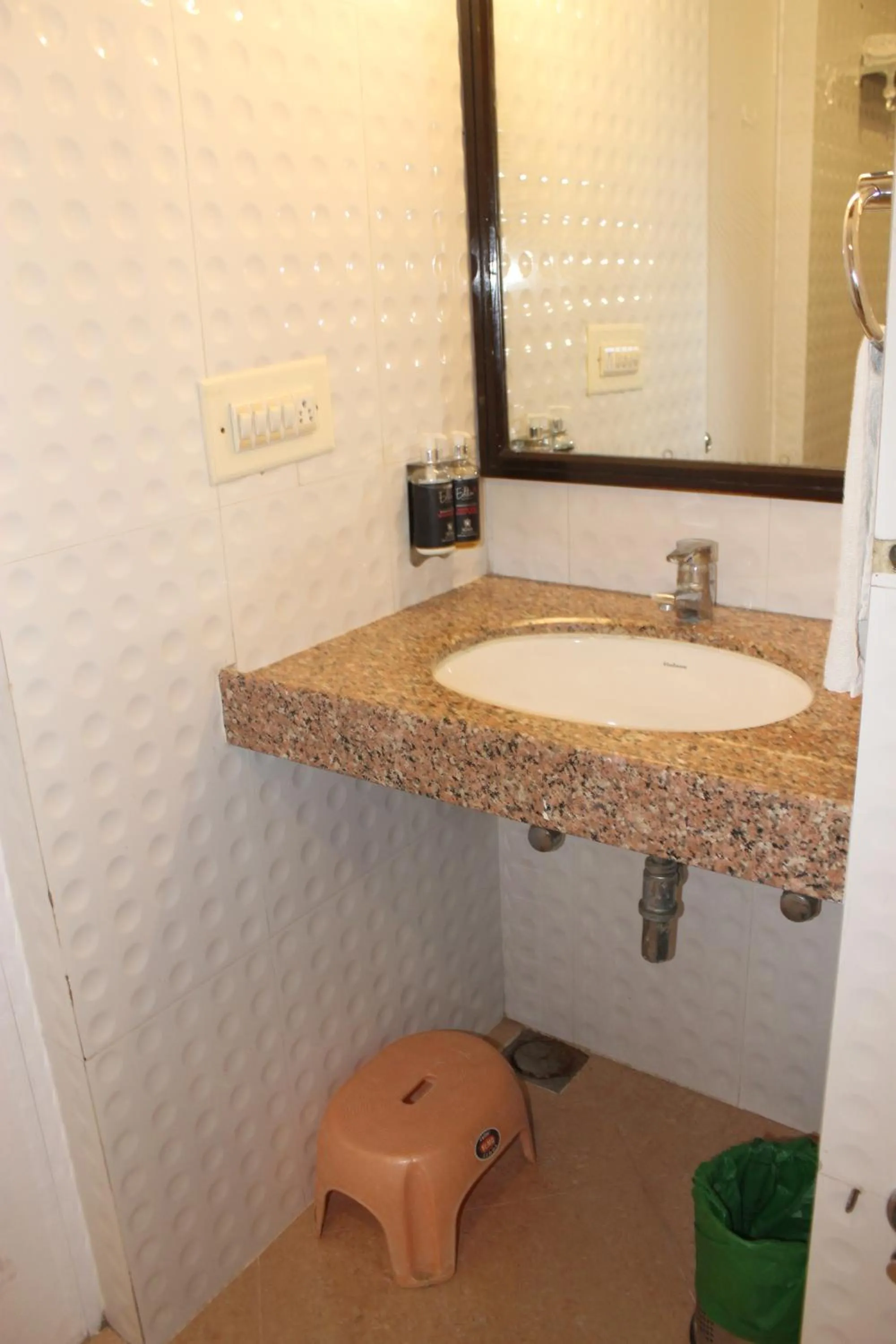 Bathroom in Hotel Kanak