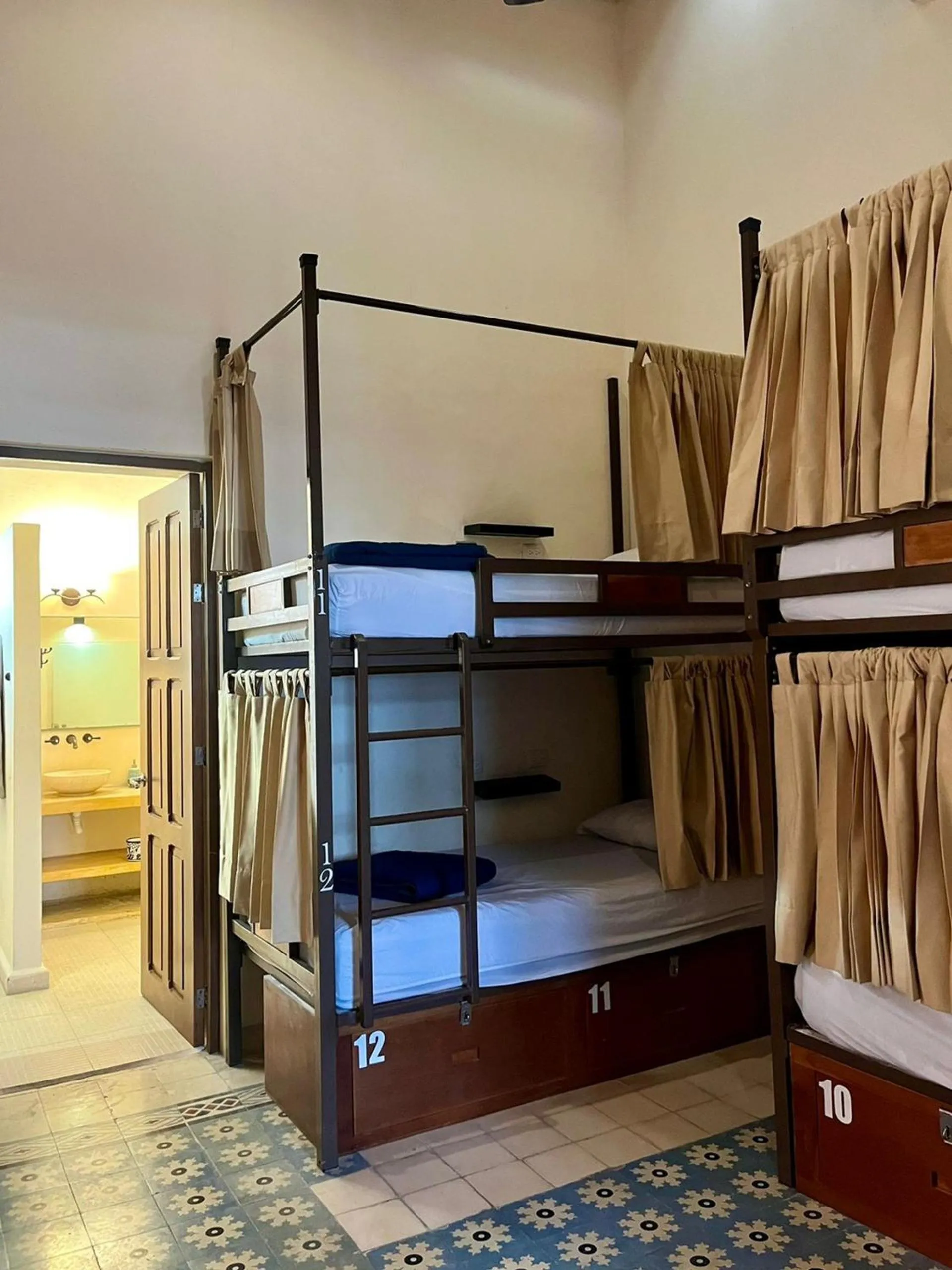 Bedroom, Bed in Hotel & Hostal Boutique Casa Garza