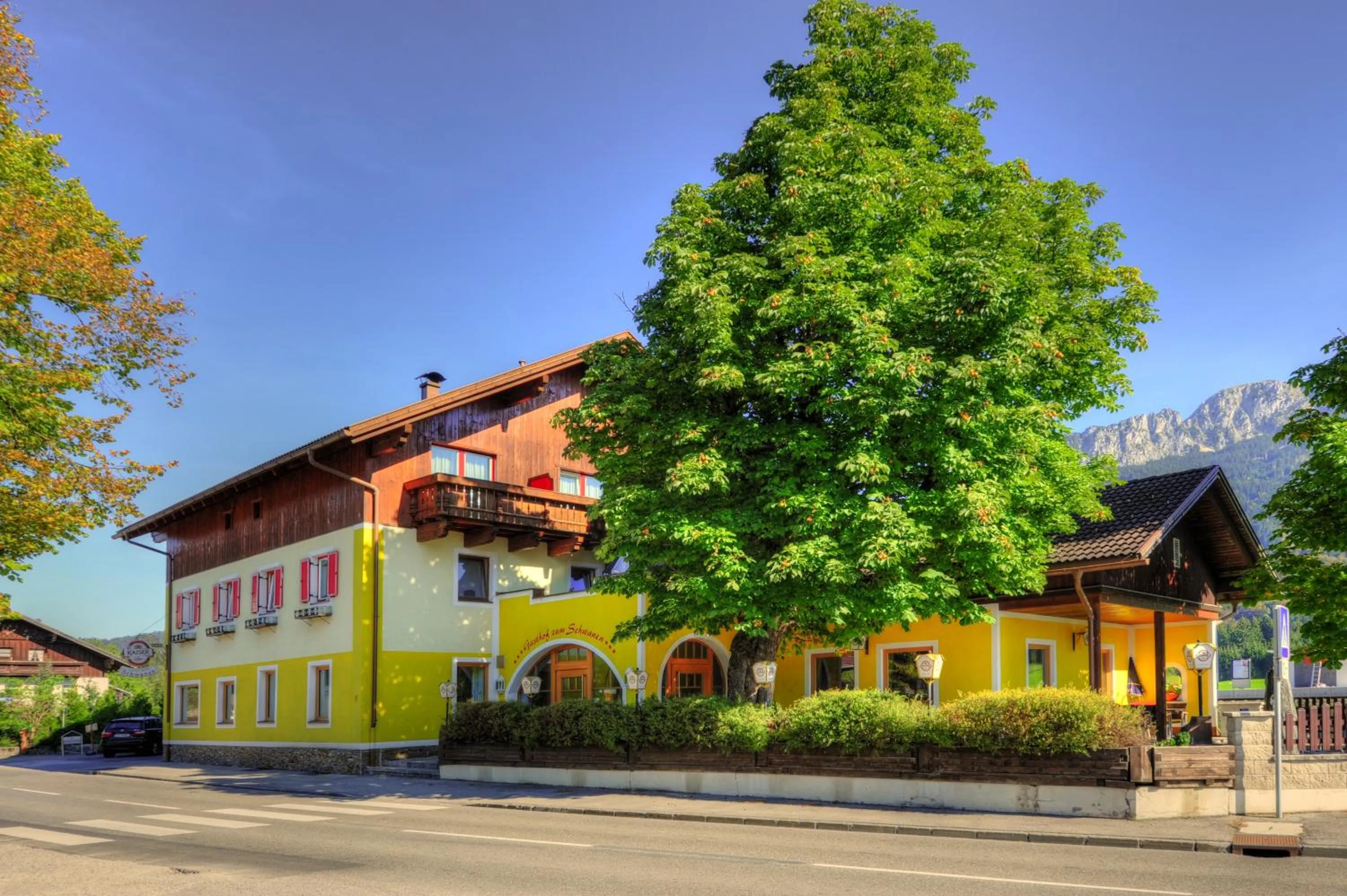 Property building in Hotel Gasthof Zum Schwanen