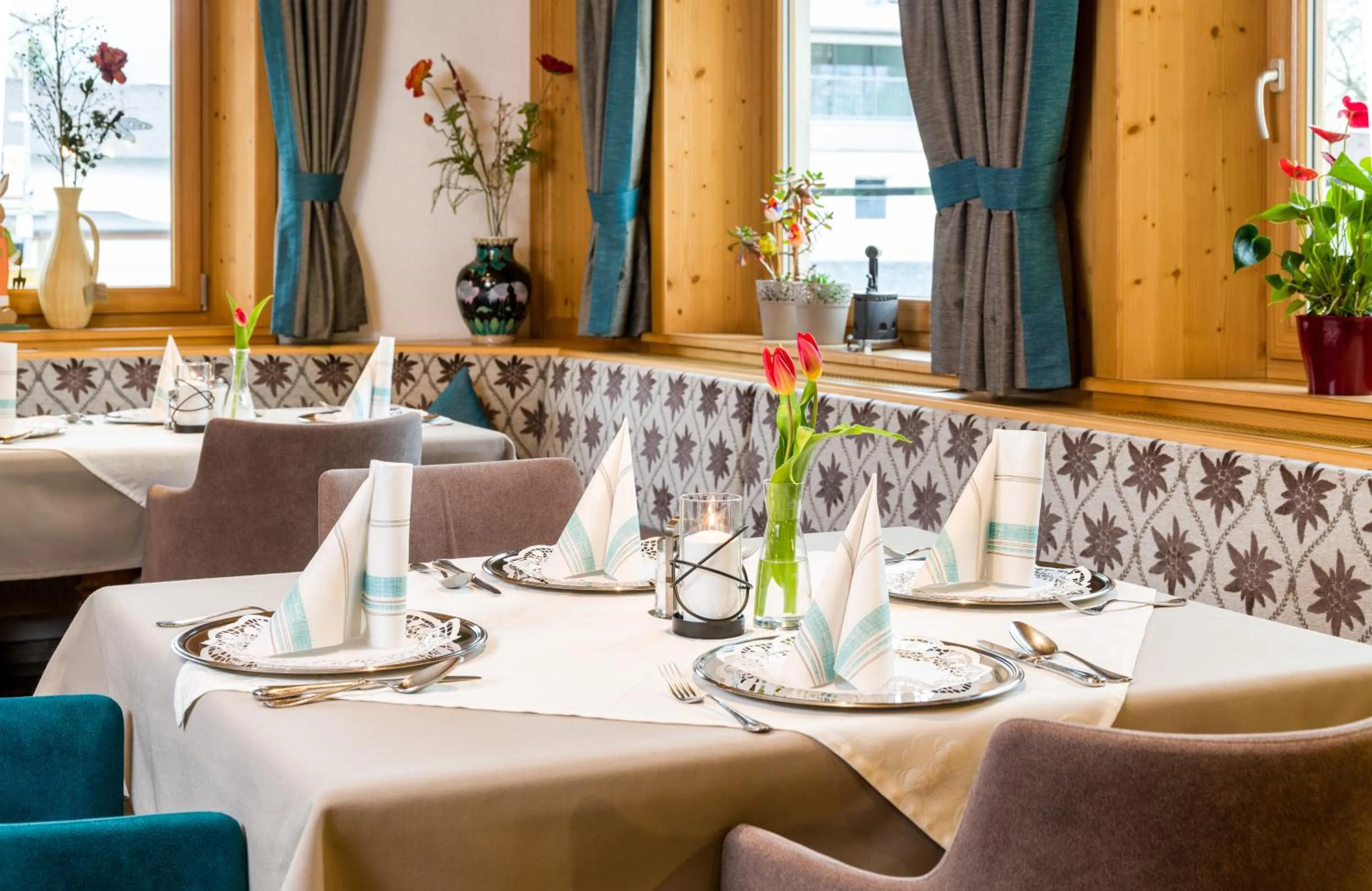 Restaurant/places to eat in Hotel Gasthof Zum Schwanen