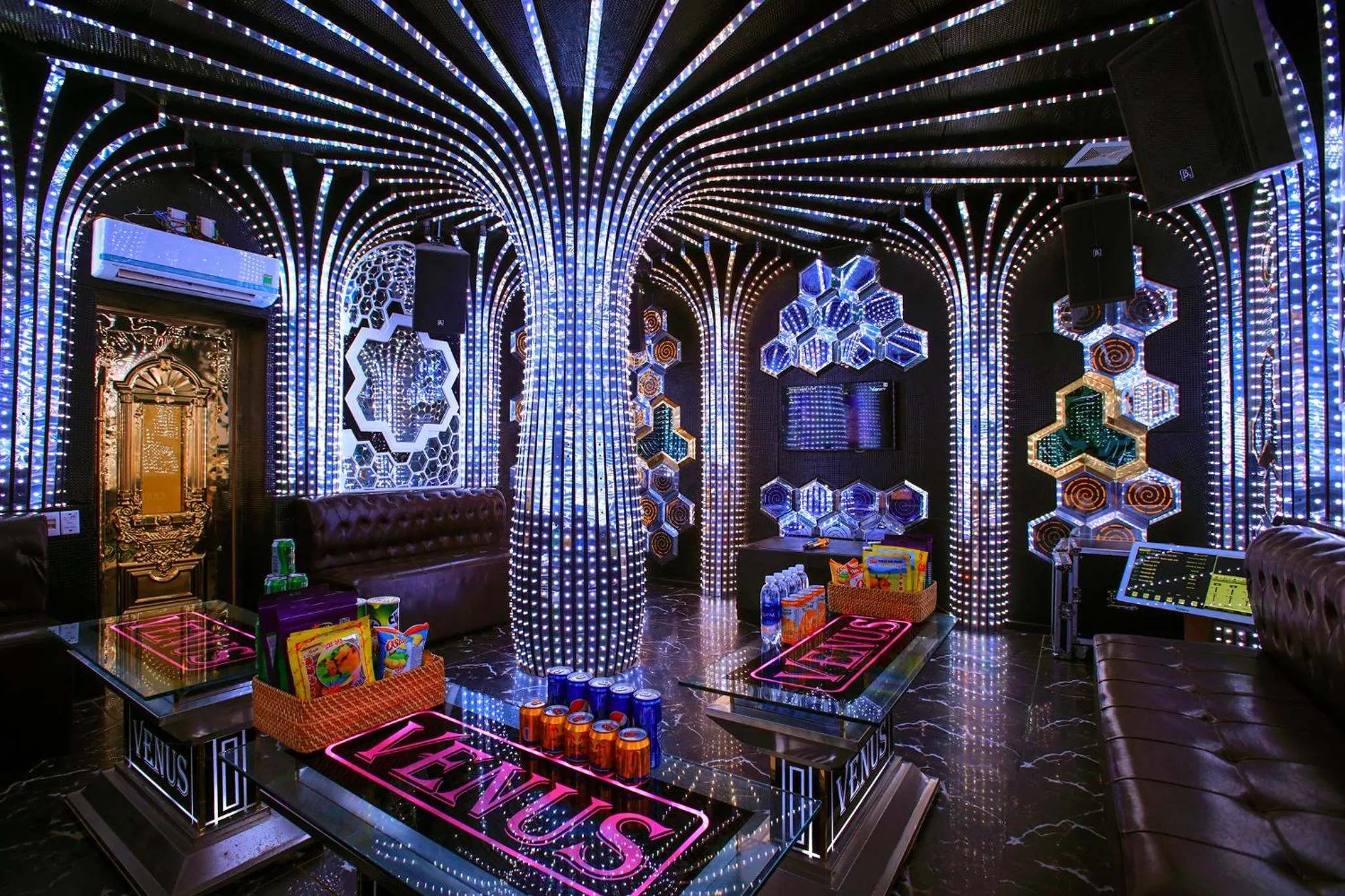 Karaoke in Venus Hotel Tam Đảo