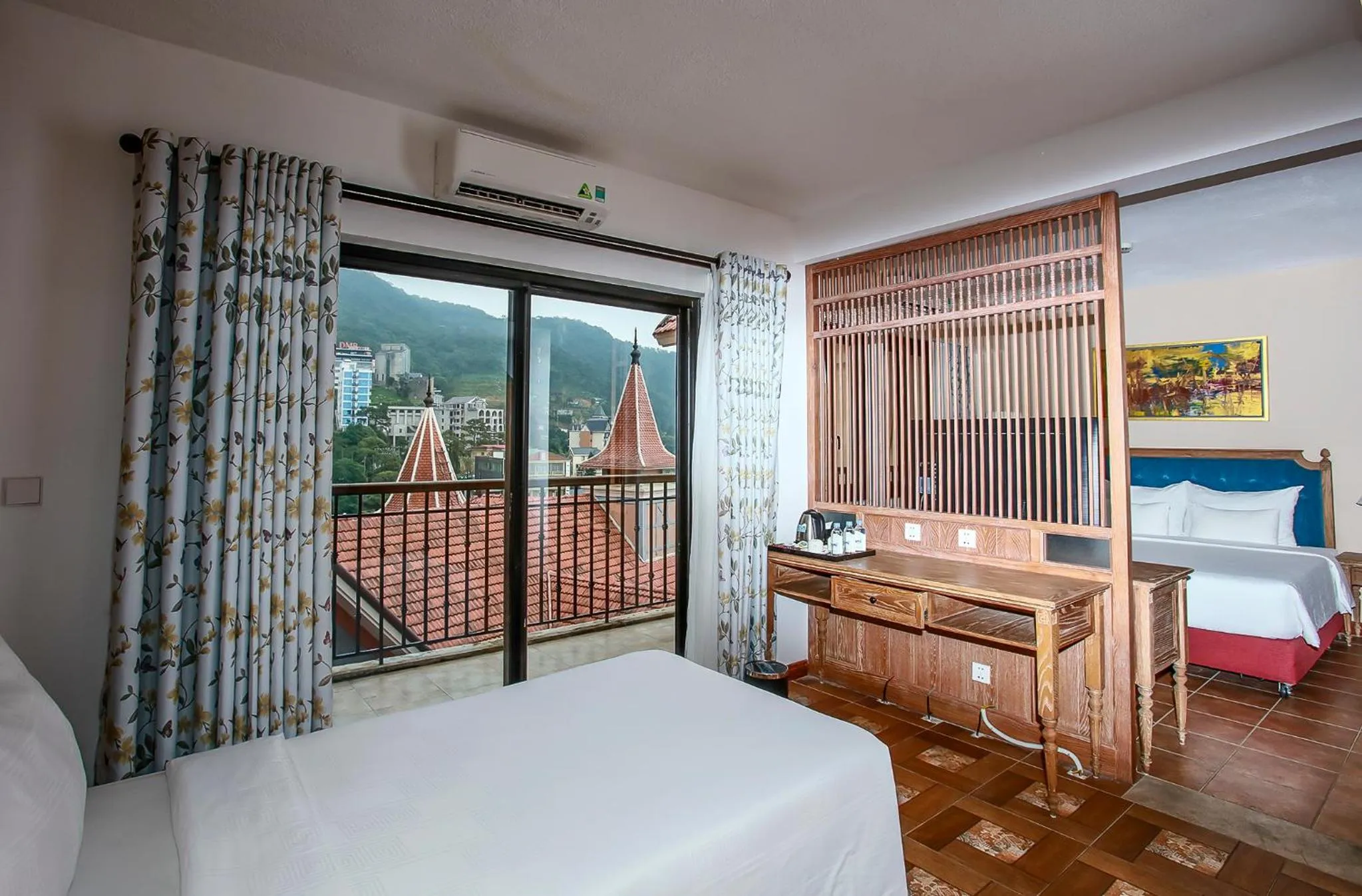 Photo of the whole room, Bed in Venus Hotel Tam Đảo