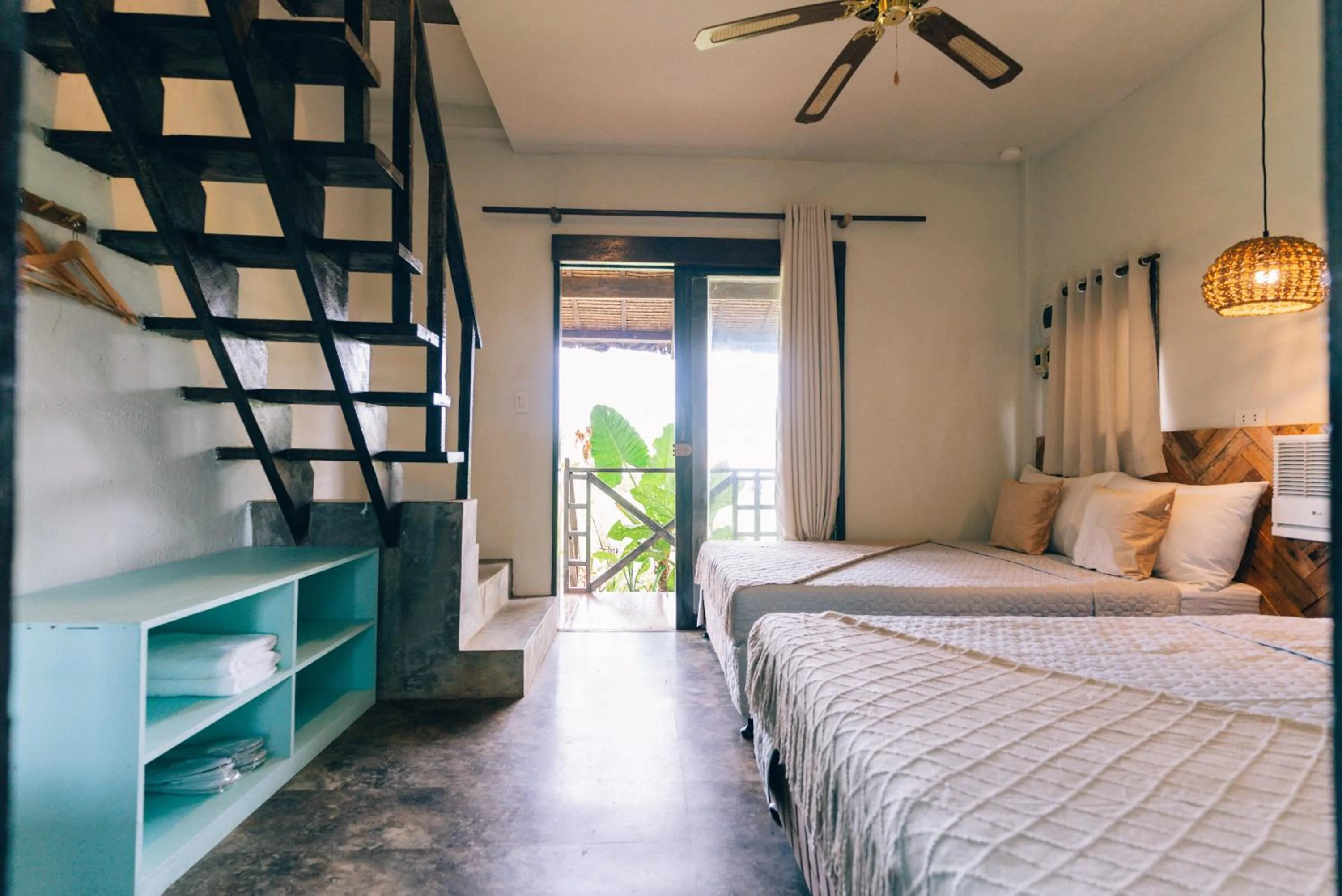 Bedroom, Bed in Himaya