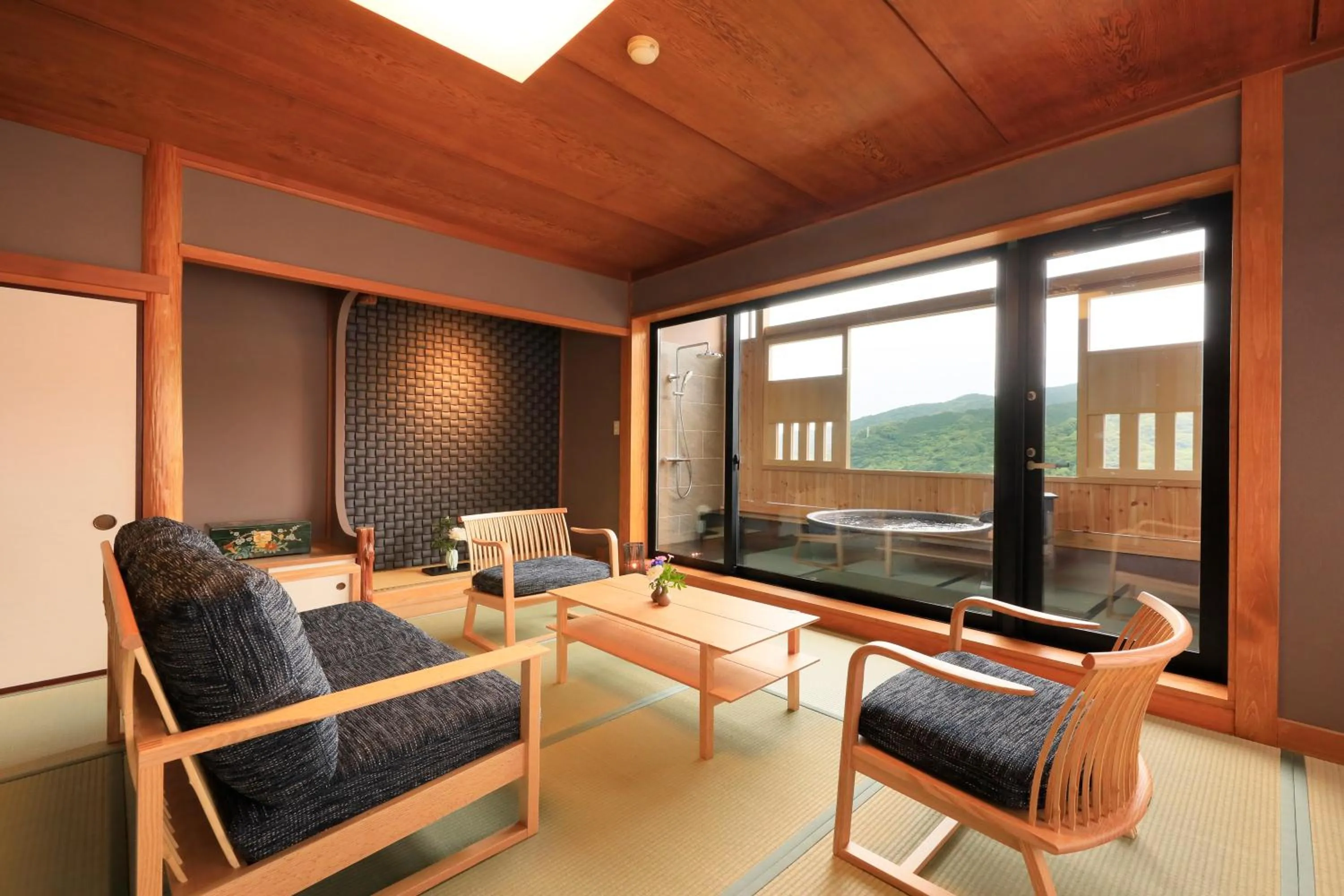 Hot Spring Bath in Yugawara Fuga - Adult Only