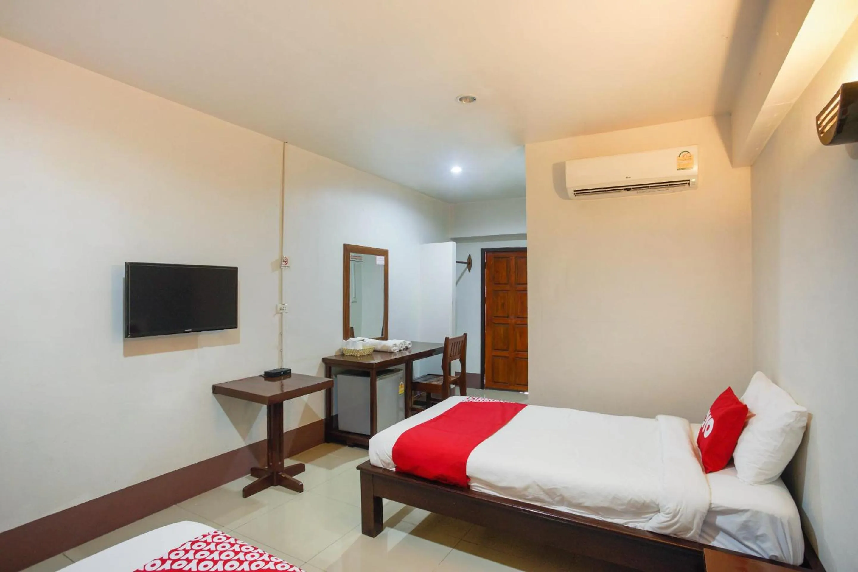 Other, Bed in OYO 75388 P2 Place