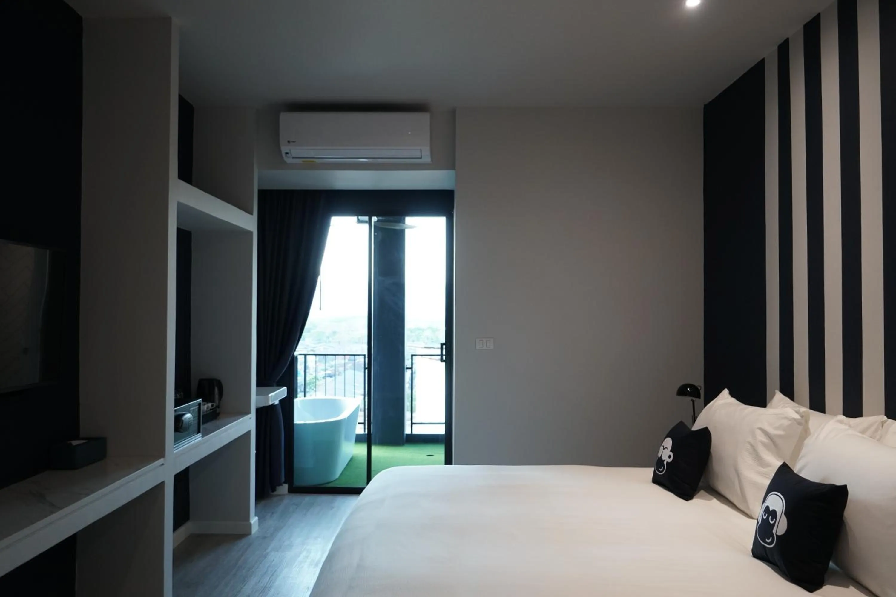 Bedroom, Bed in Blu Monkey Hub and Hotel Chanthaburi