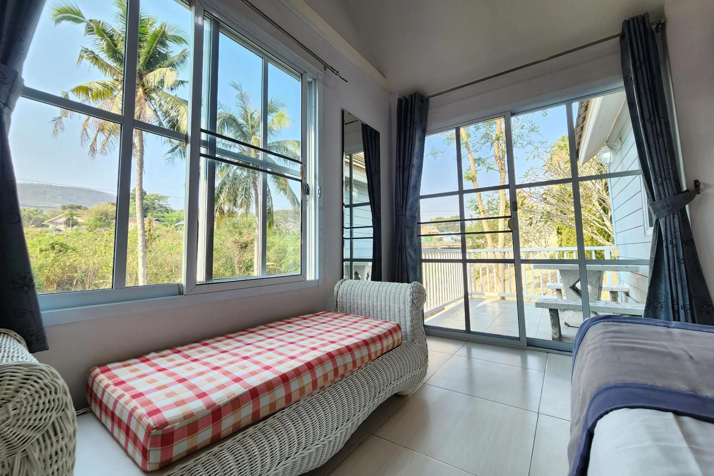 Bedroom, Bed in See Sky Resort