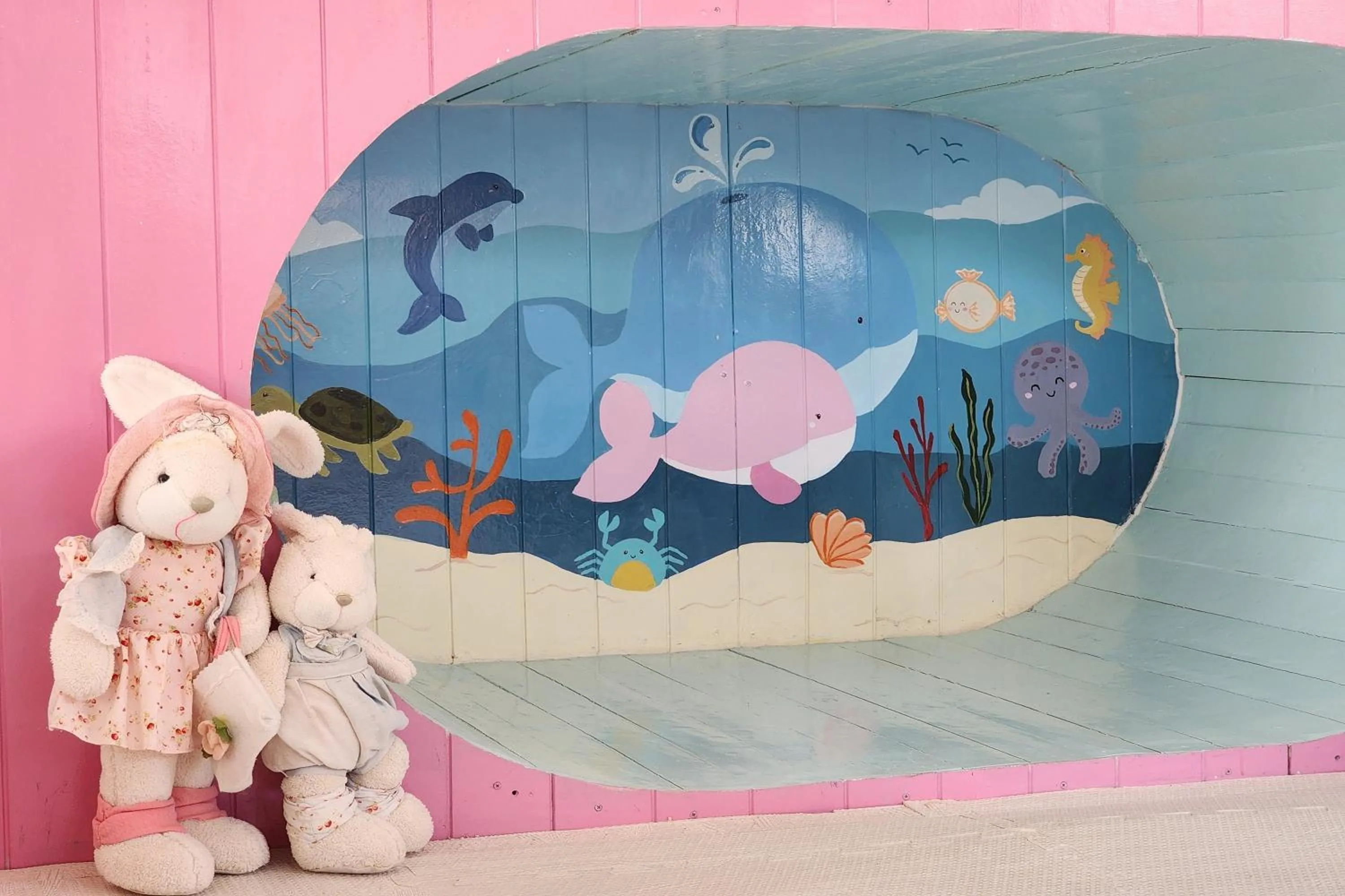 Decorative detail in See Sky Resort