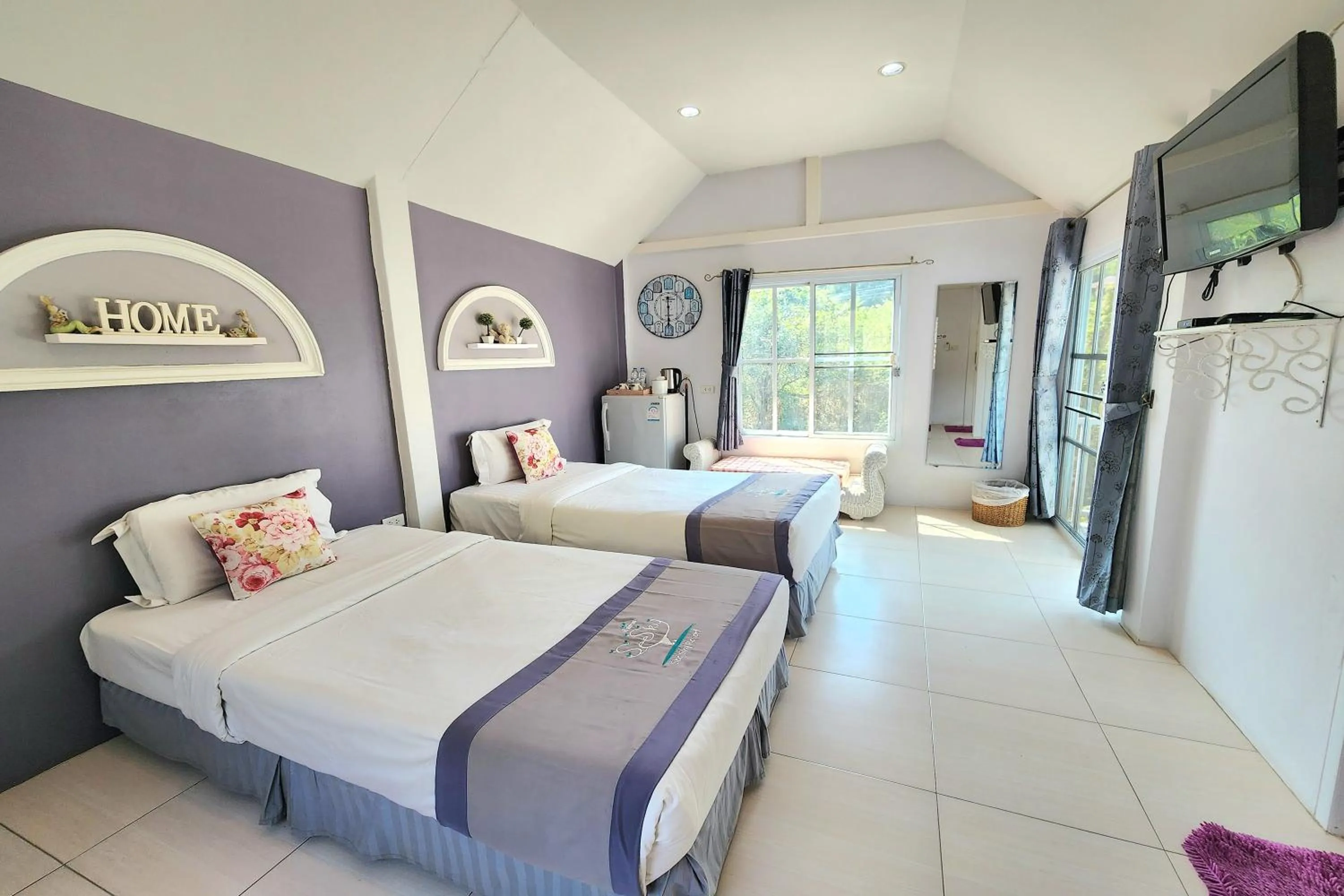 Bedroom, Bed in See Sky Resort