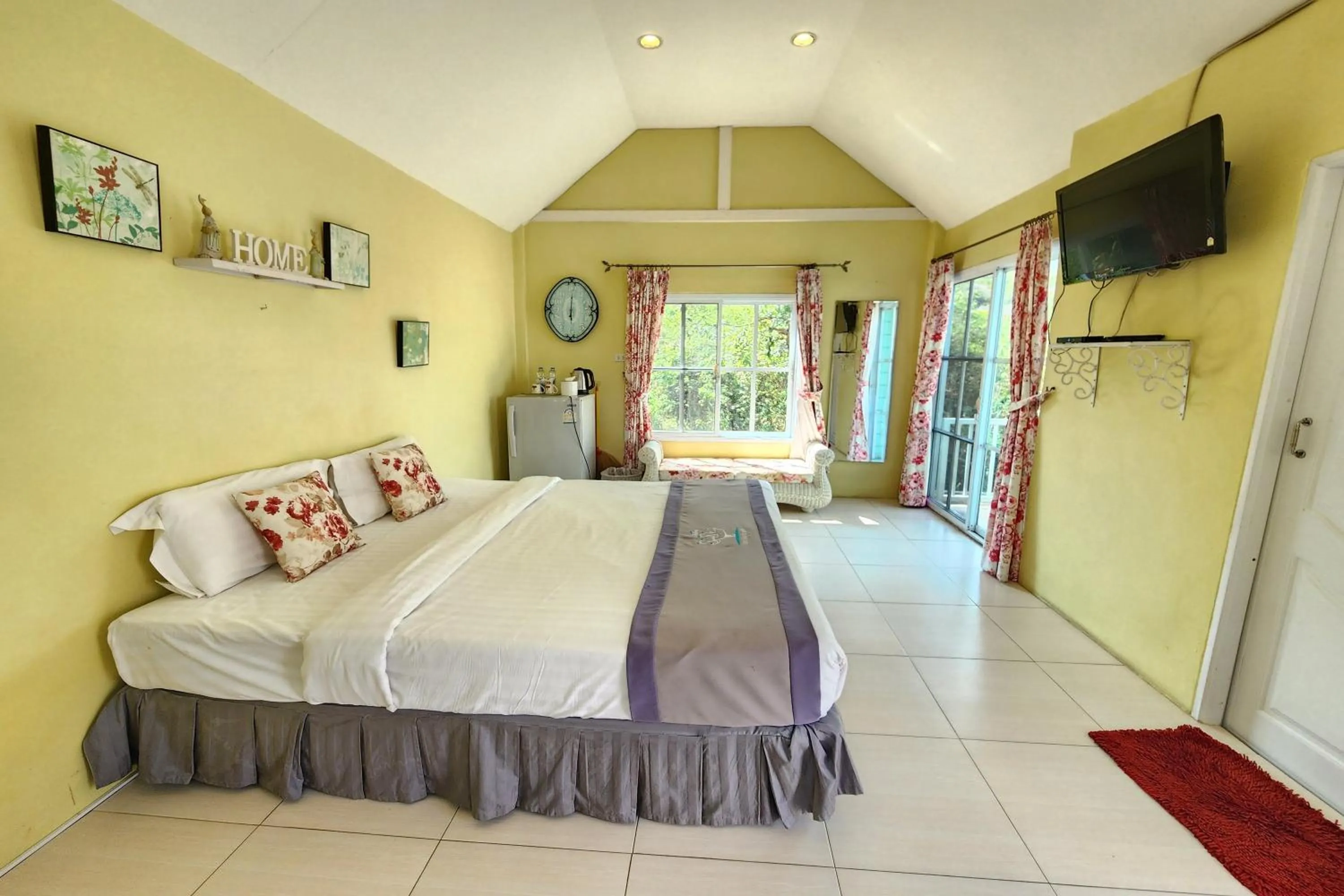 Bed in See Sky Resort