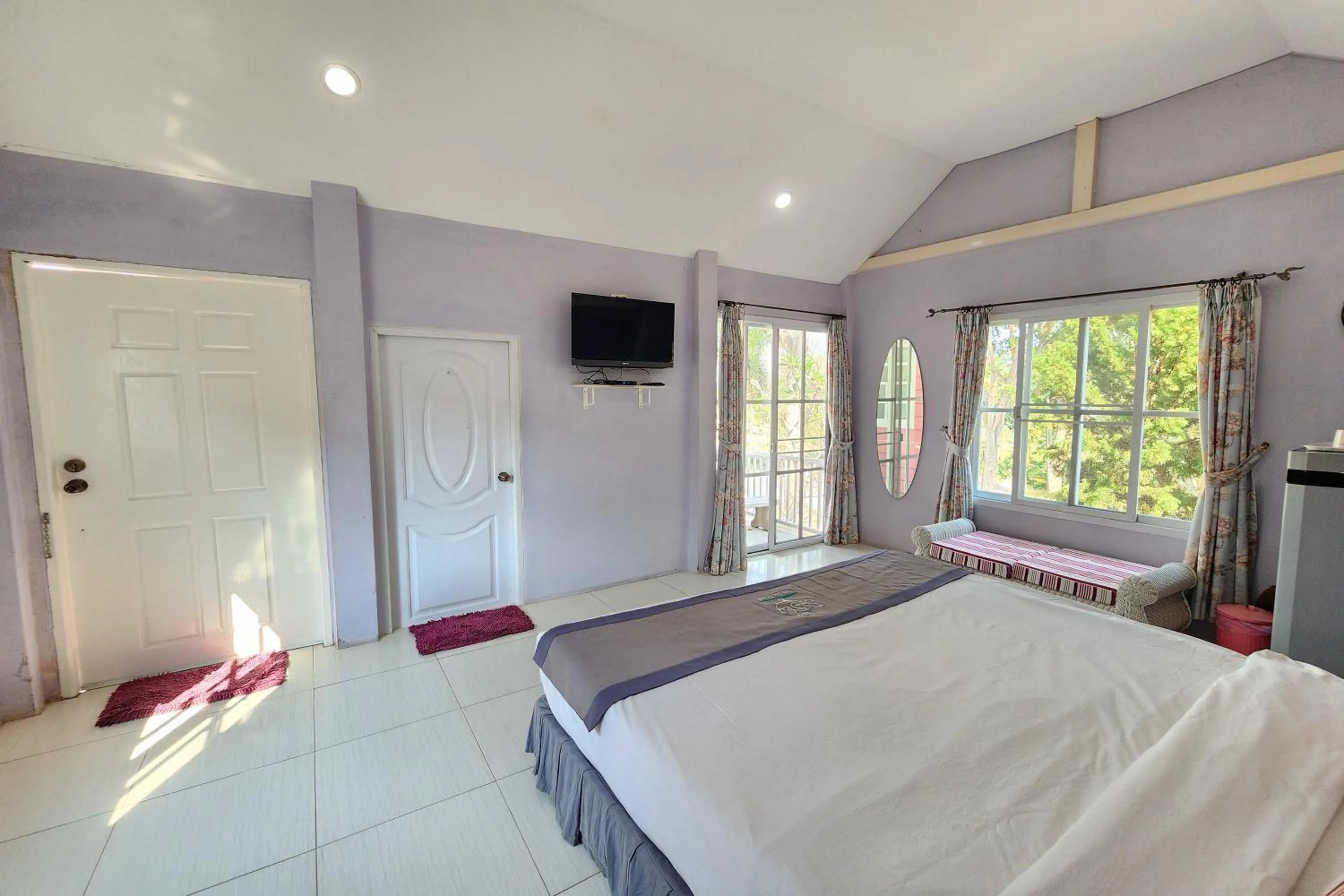 Bedroom, Bed in See Sky Resort