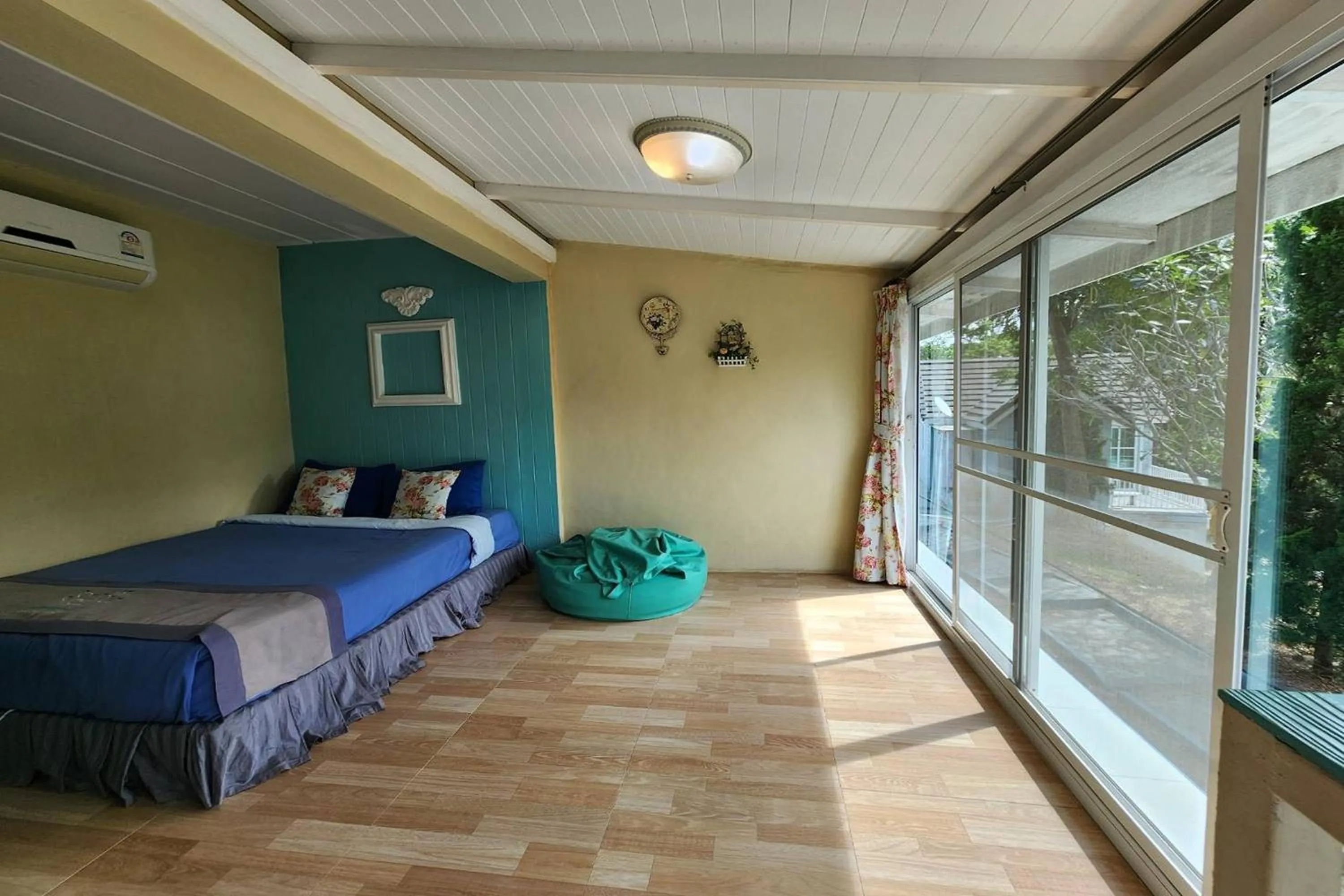 Bed in See Sky Resort