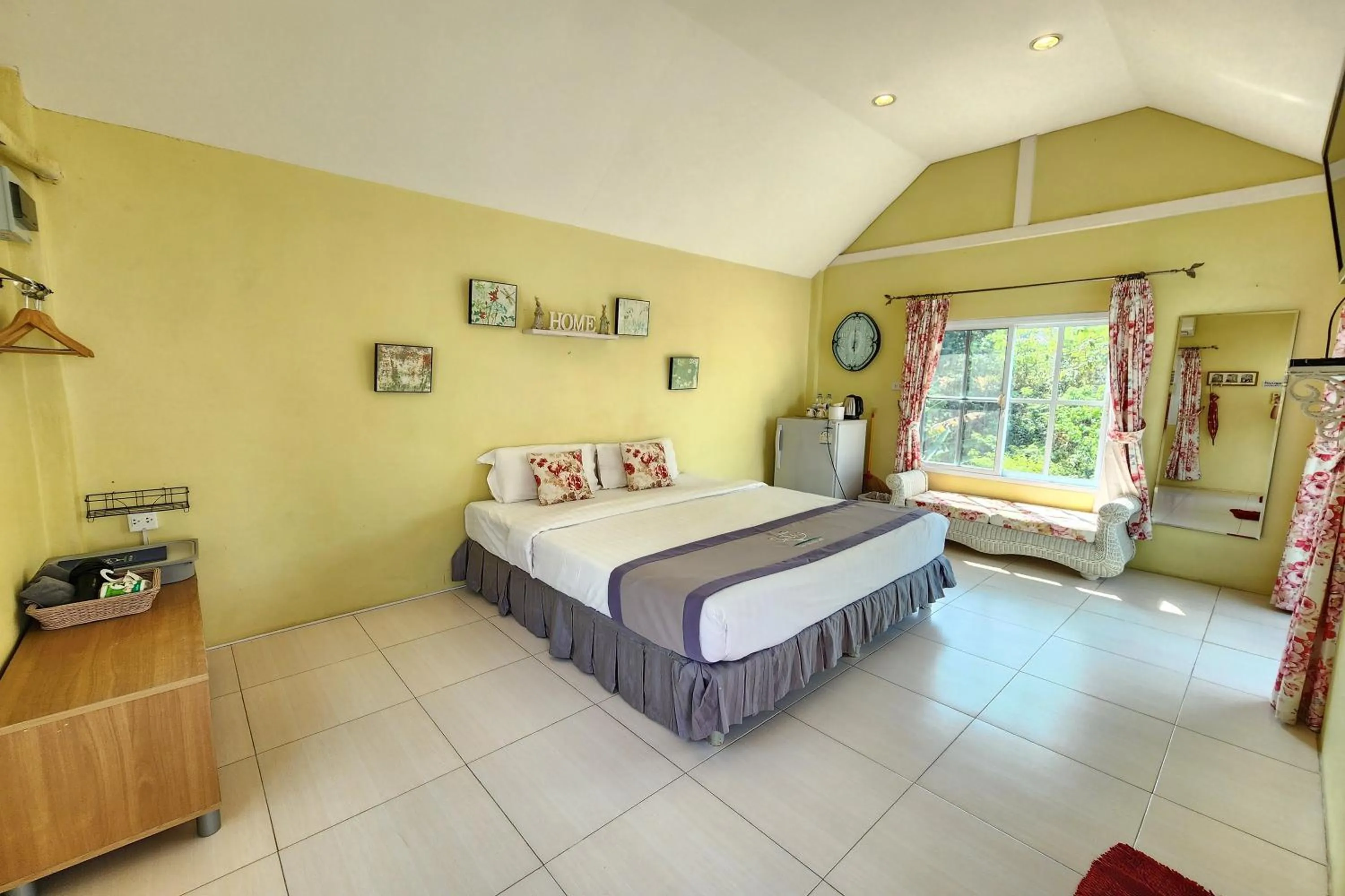 Bed in See Sky Resort