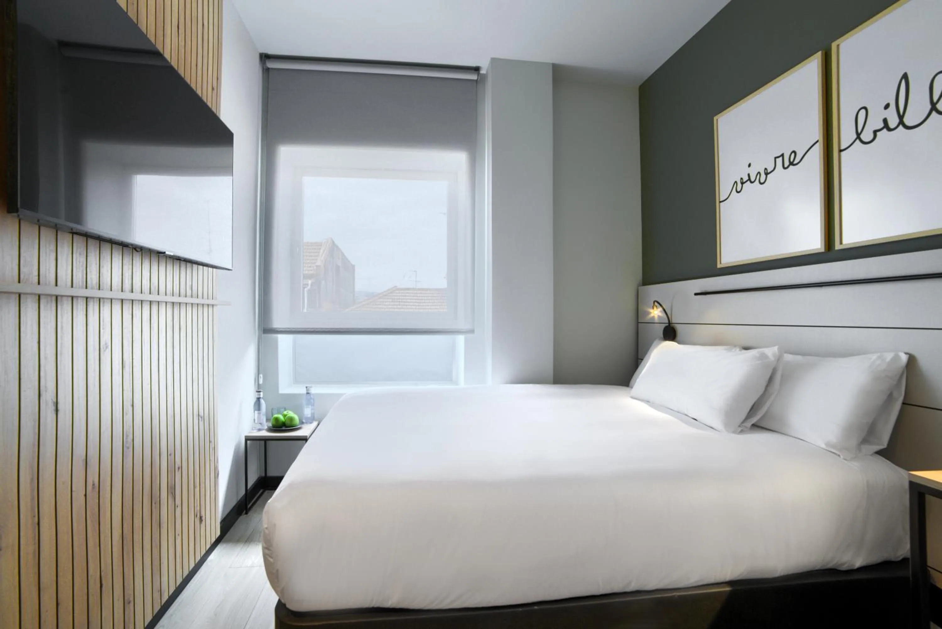 Bedroom, Bed in voco Bilbao - City by IHG