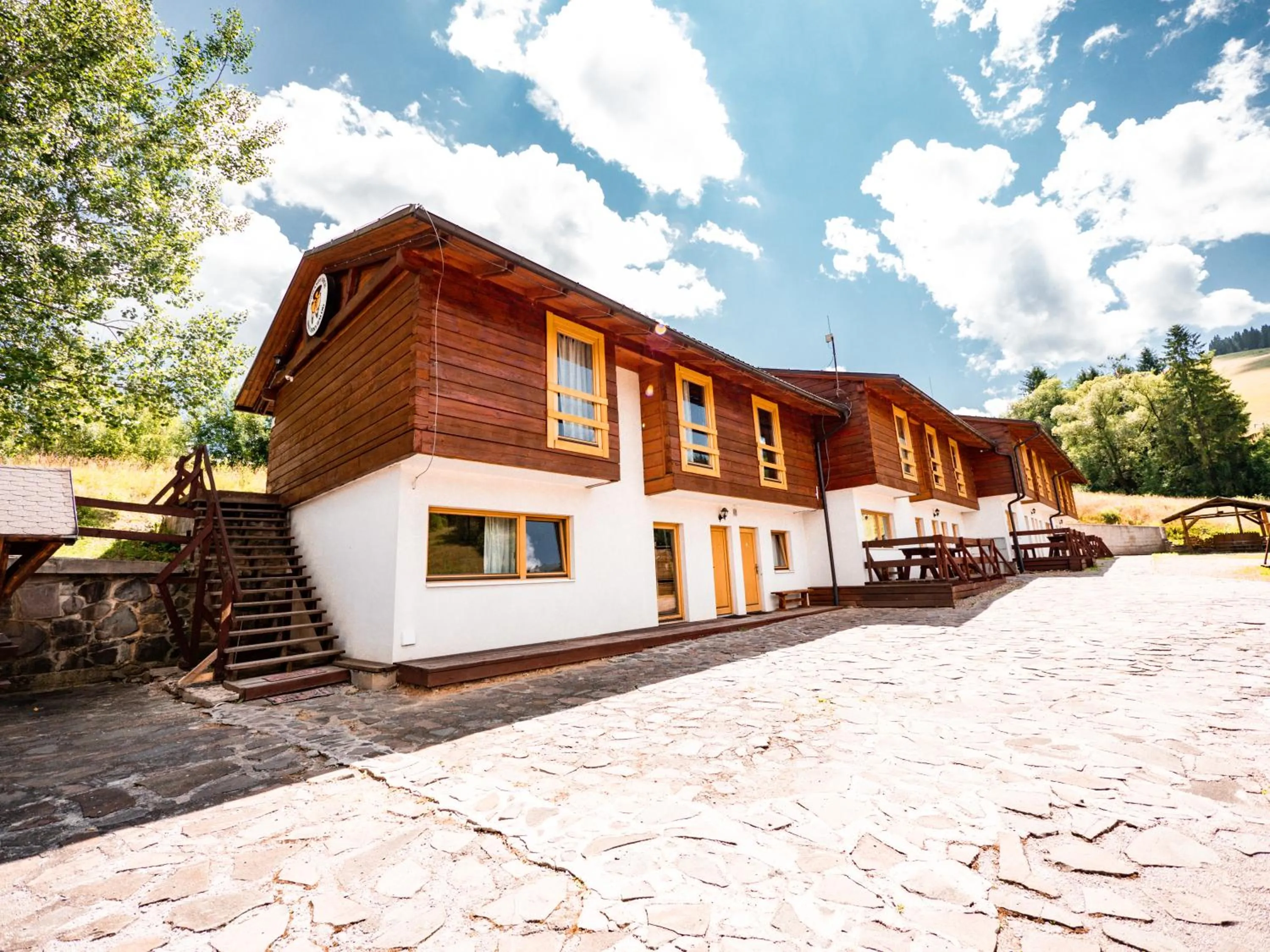 Property building in SKI CIERNY BALOG