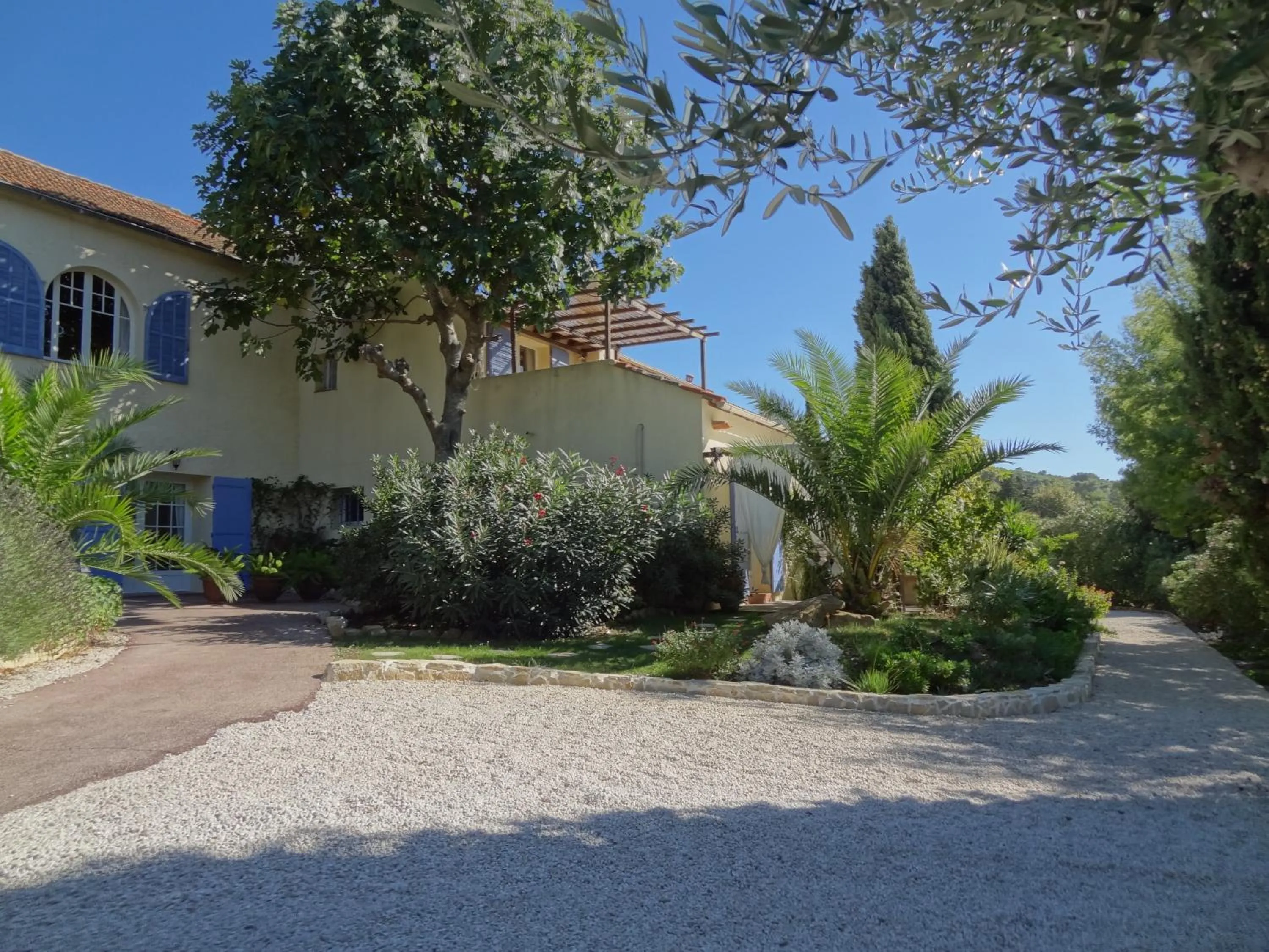 Photo of the whole room in La Bastide de Font Clarette