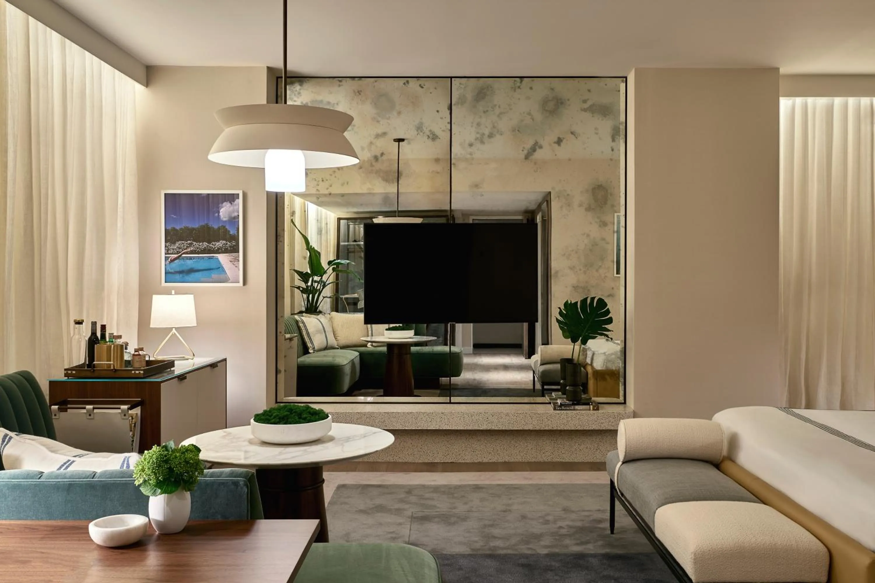 Bedroom in Thompson Hollywood, by Hyatt