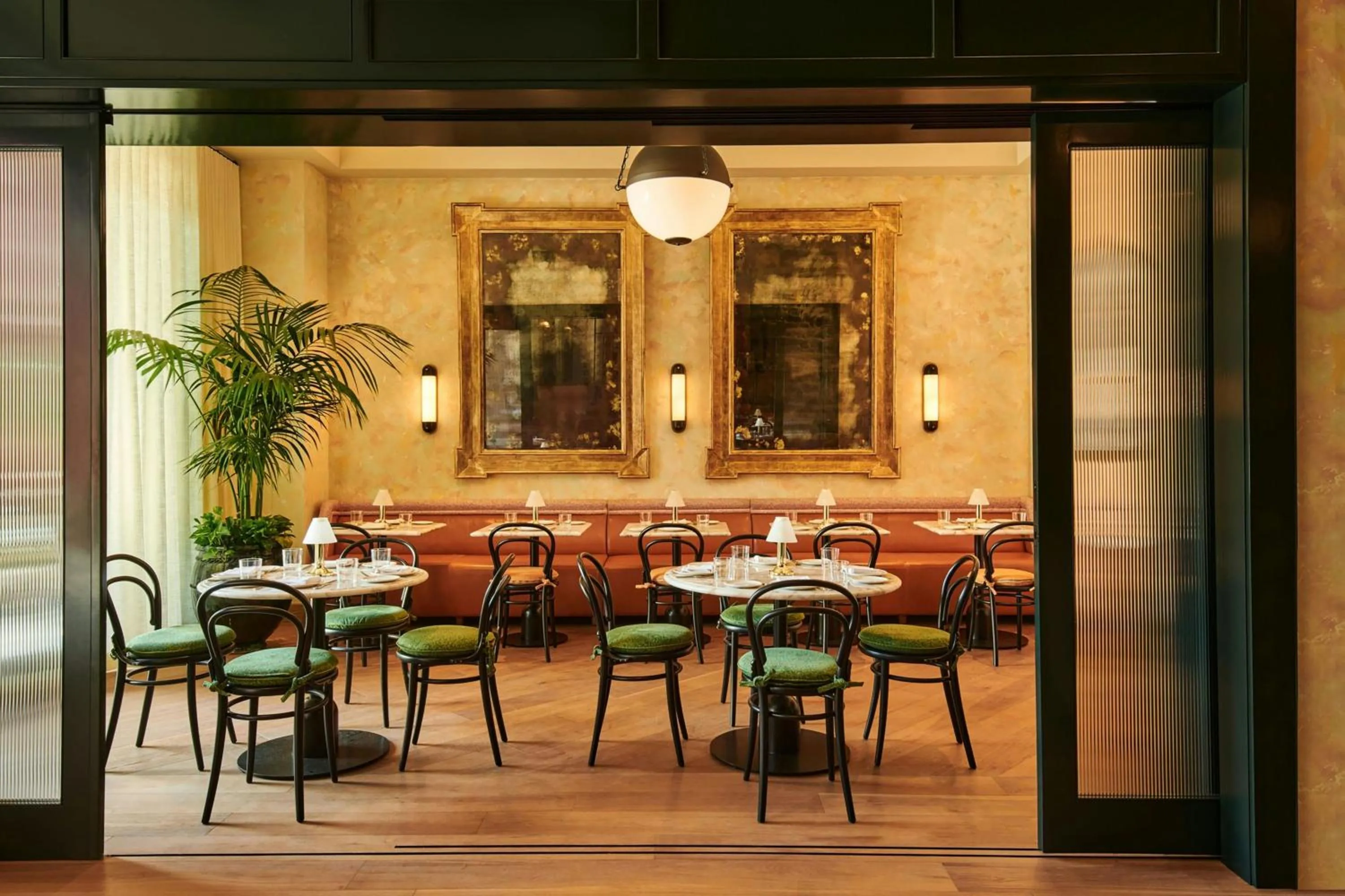 Meeting/conference room in The Hollywood Grande, Autograph Collection