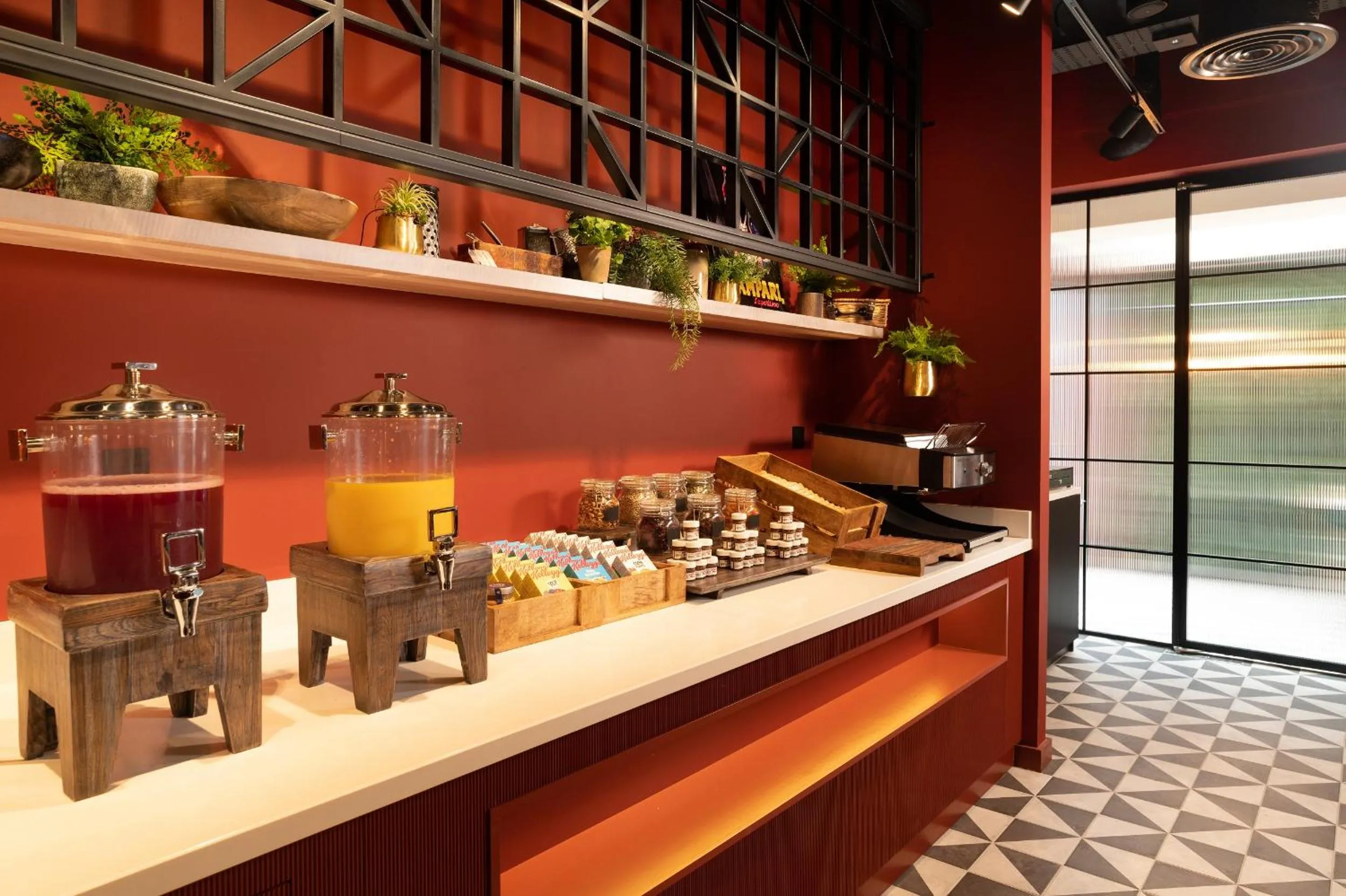 Dining area in Hyatt Place London City East