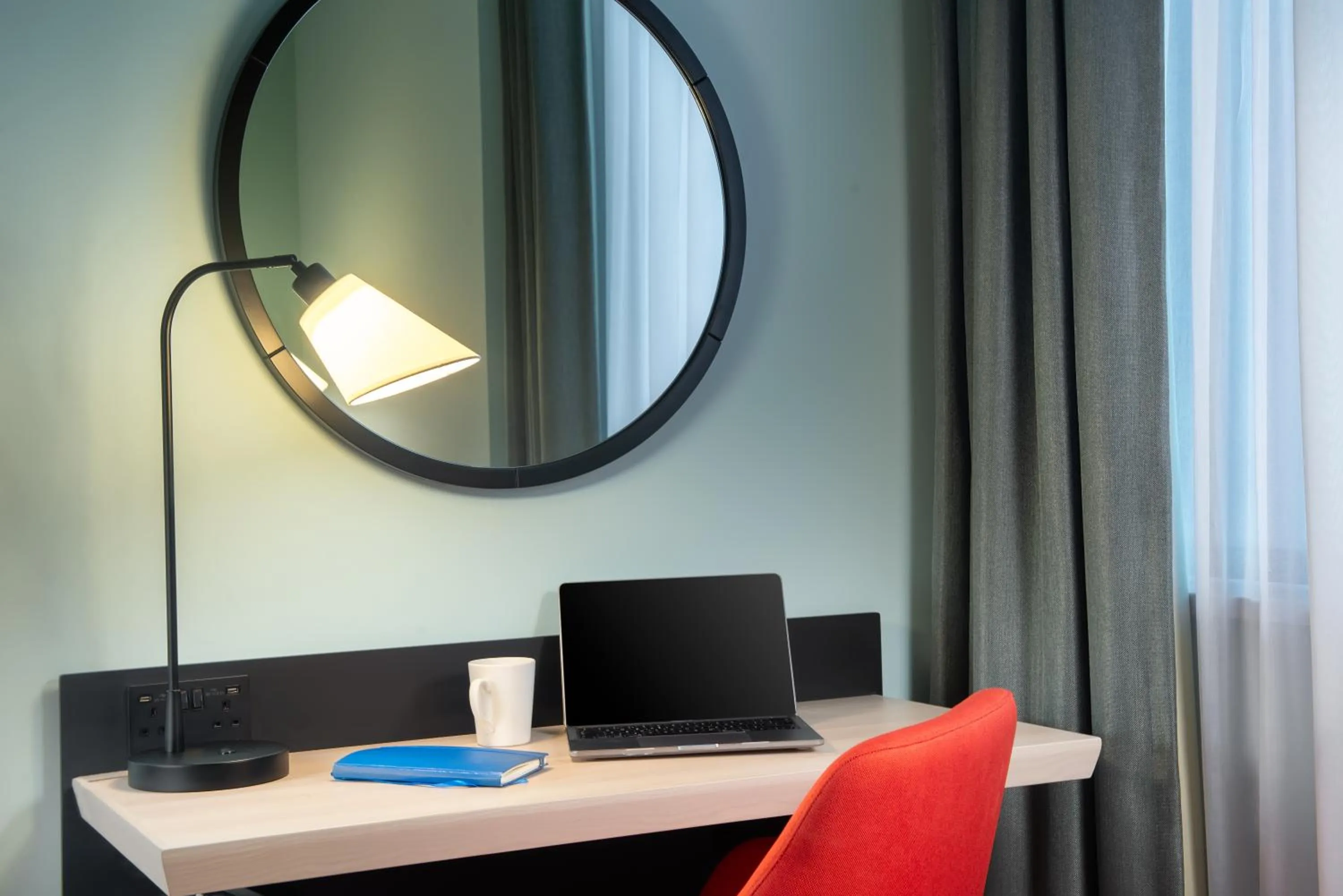 Seating area in Hyatt Place London City East